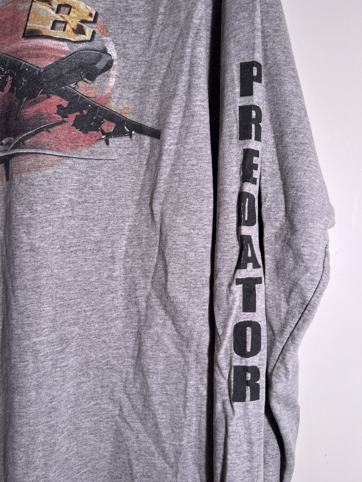 Vintage 90’s 2000’s Y2K VTG Vintage Predator B Military Airplane Tee Size US XL / EU 56 / 4 - 6 Thumbnail
