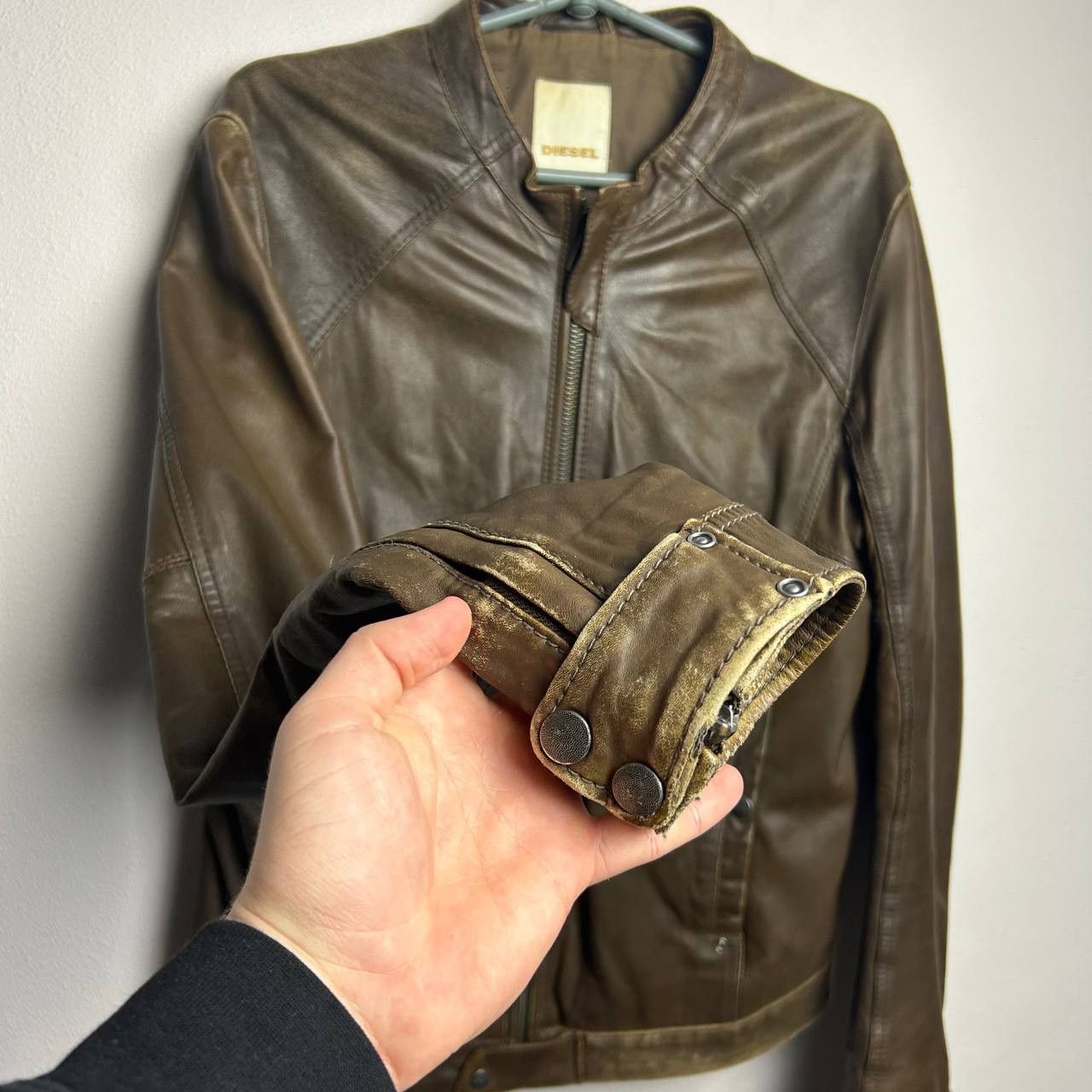 Diesel Vintage Diesel Leather Small logo brown streetwear jacket Size US M / EU 48-50 / 2 - 4 Thumbnail