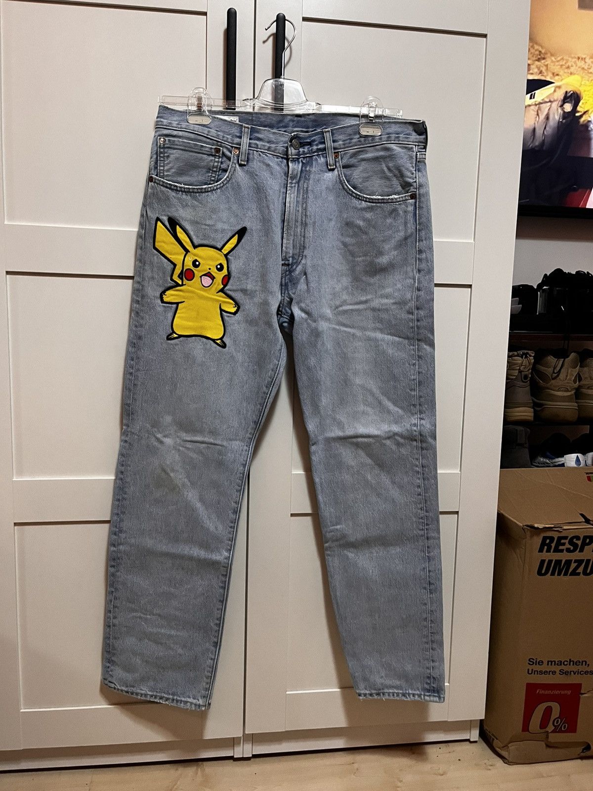 Levi's Levi‘s x Pokémon Denim Jeans Size US 34 / EU 50 - 2 Thumbnail