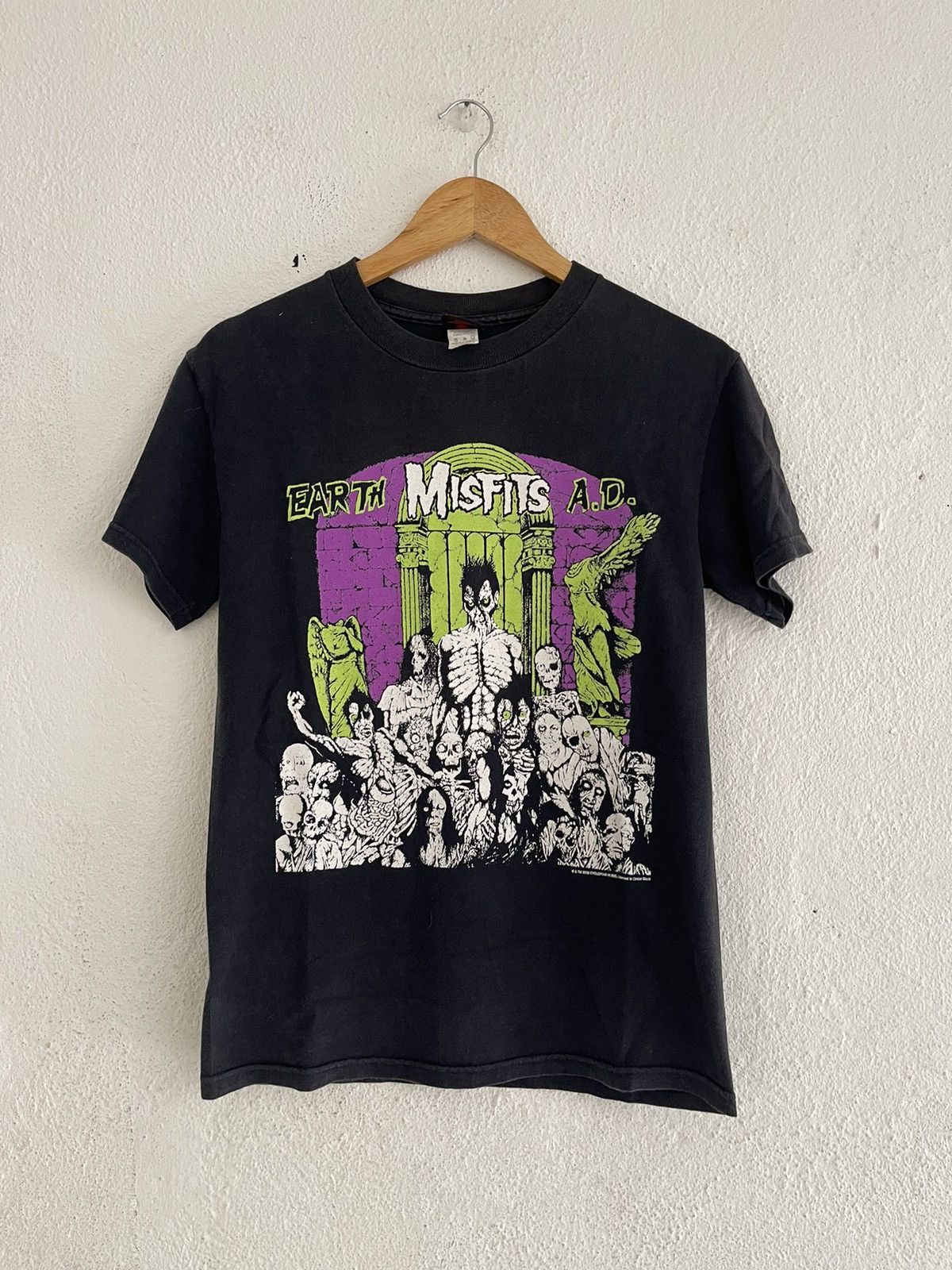 Band Tees × Vintage Vintage 2002 Misfits Earth AD Cinderblock Size US S / EU 44-46 / 1 - 1 Thumbnail