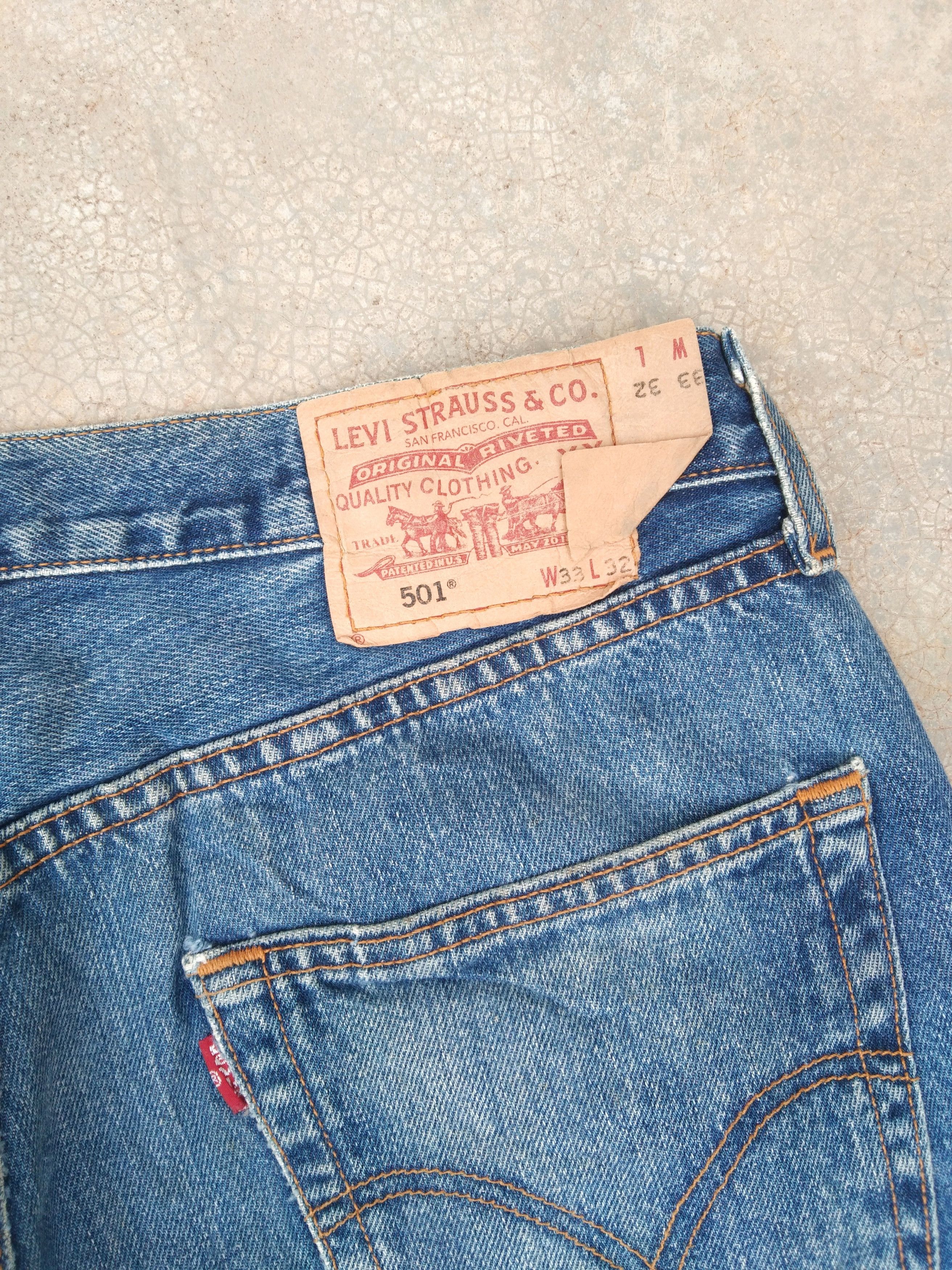 Levi's Vintage Levi's 501 Straight Leg Jeans 33x32 Size US 33 - 4 Thumbnail