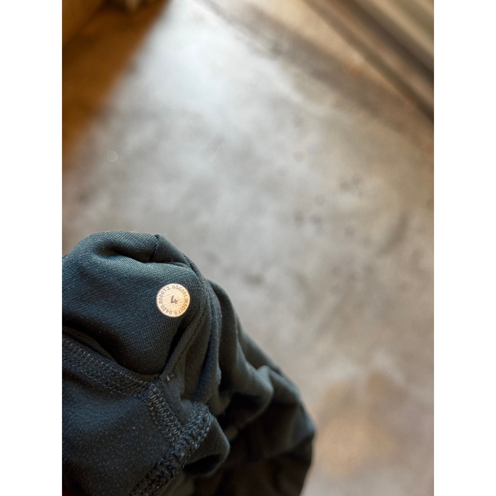Lululemon Lululemon Green Leggings (4) Size 27" / US 4 / IT 40 - 3 Thumbnail