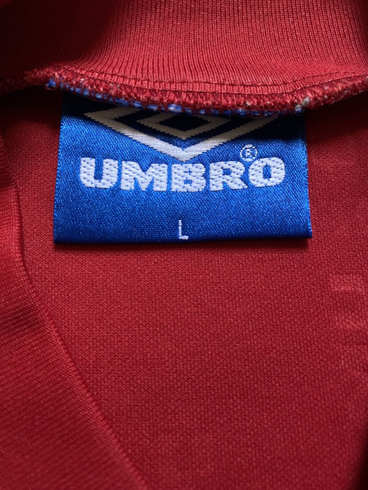 Umbro T-shirt Umbro 90’s tag red monogram super rare Size US L / EU 52-54 / 3 - 4 Thumbnail