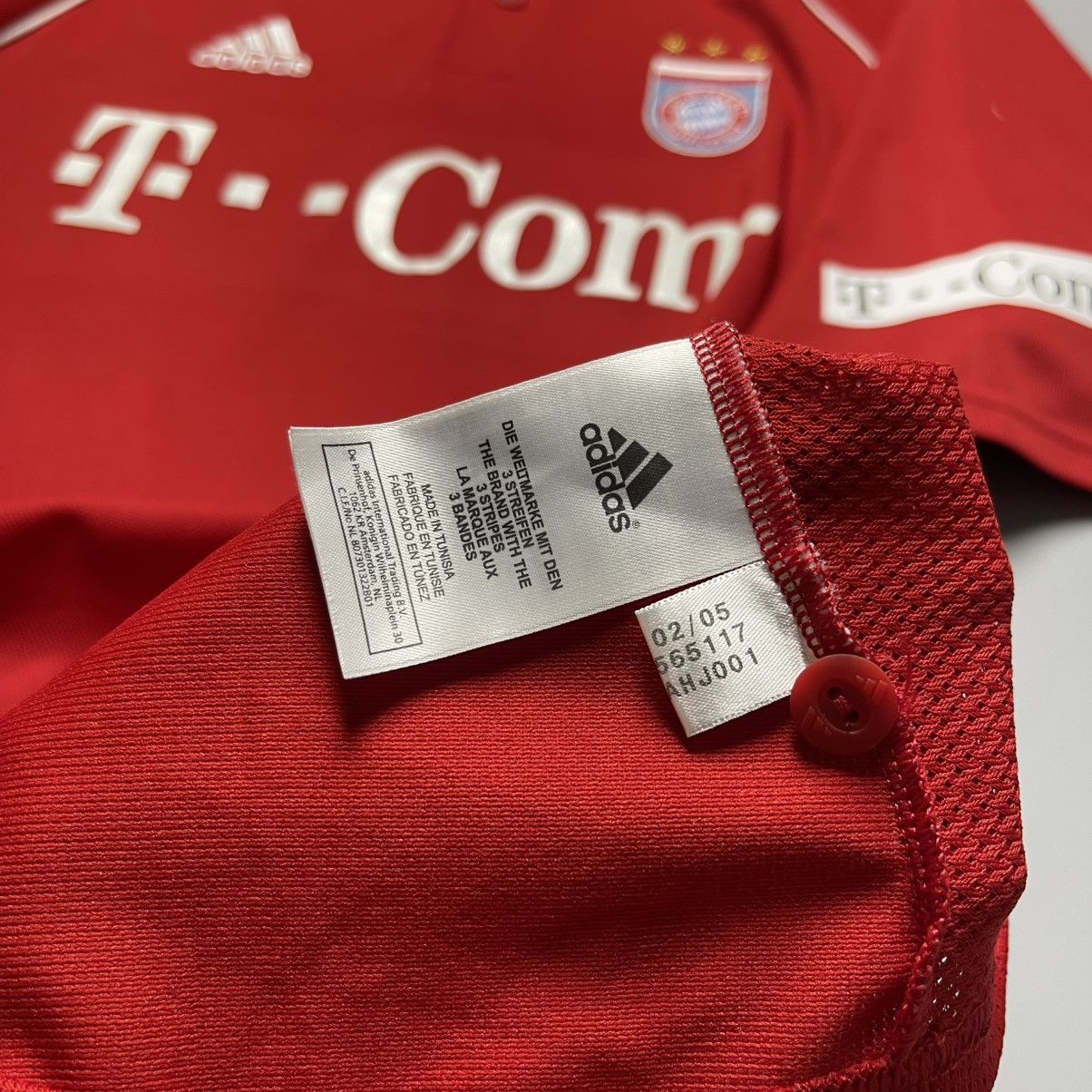 Vintage BAYERN ADIDAS 2005/2006 FOOTBALL HOME JERSEY #10 MAKAAY Size US L / EU 52-54 / 3 - 14 Thumbnail