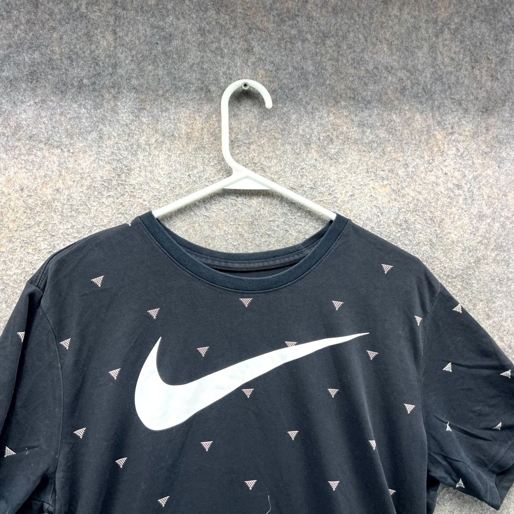 Nike Nike Shirt Mens Large Black Dri-Fit Athletic Tee Short Sleeve Crew Neck Logo Solid Performance Shirt Size US L / EU 52-54 / 3 - 7 Thumbnail