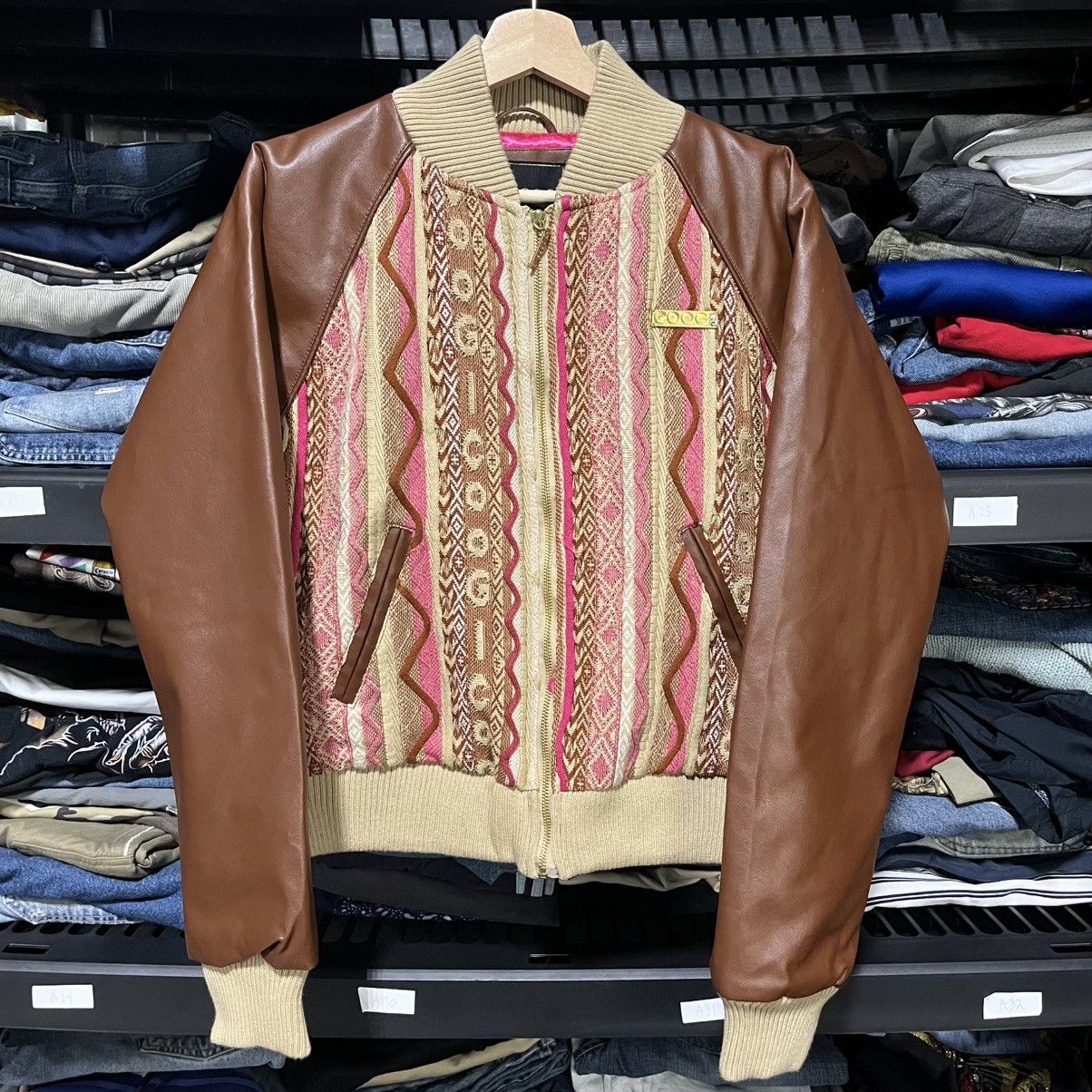 Coogi VINTAGE Y2K COOGI 3D KNIT SWEATER BOMBER JACKET LARGE NWT Size L / US 10 / IT 46 - 3 Thumbnail