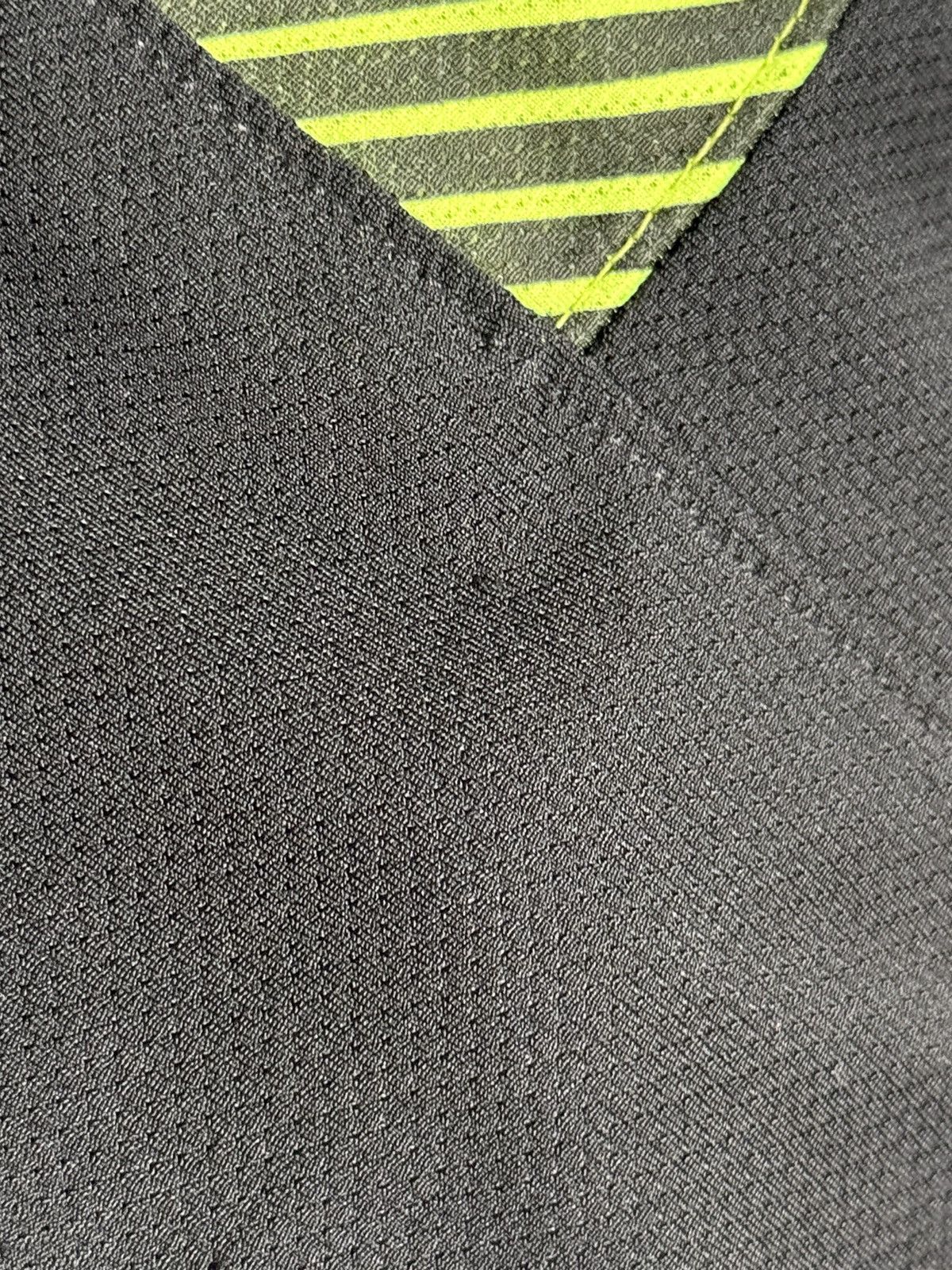 Nike Manchester United 11/12 Goalkeeper De Gea Football Jersey Size US S / EU 44-46 / 1 - 15 Thumbnail