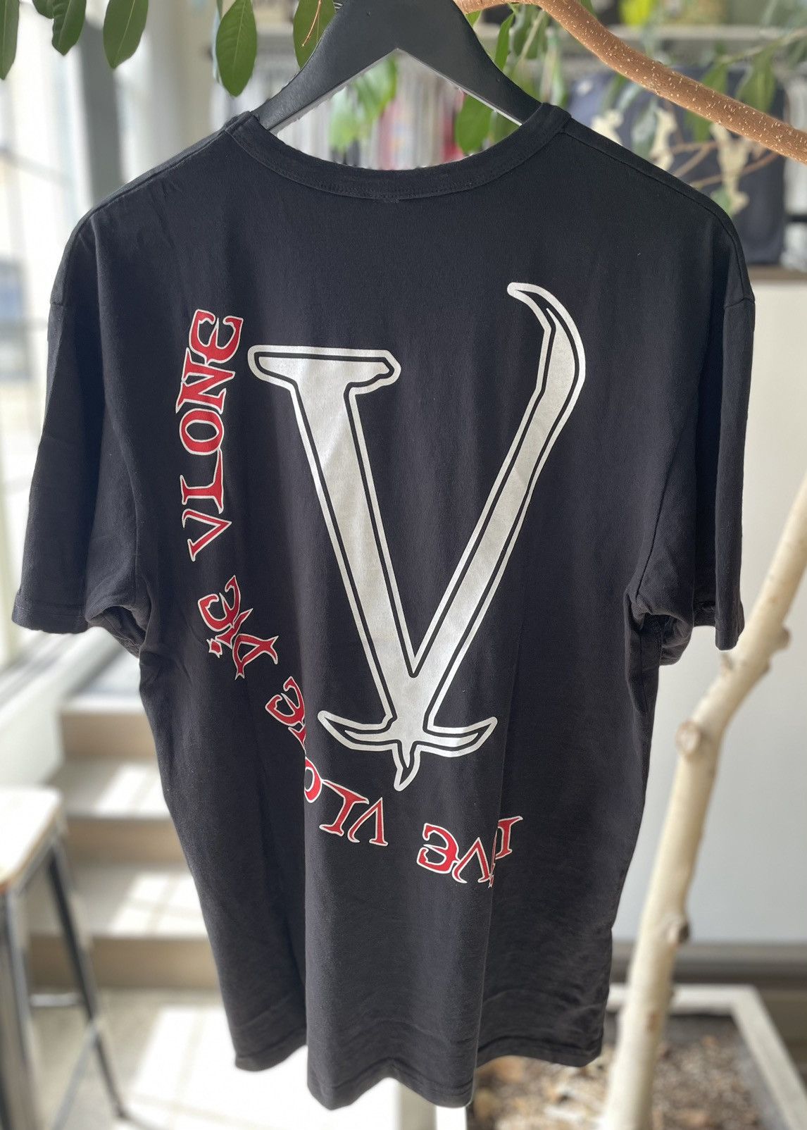 Vlone Vlone Omen Short-Sleeve T-Shirt Size US M / EU 48-50 / 2 - 2 Thumbnail