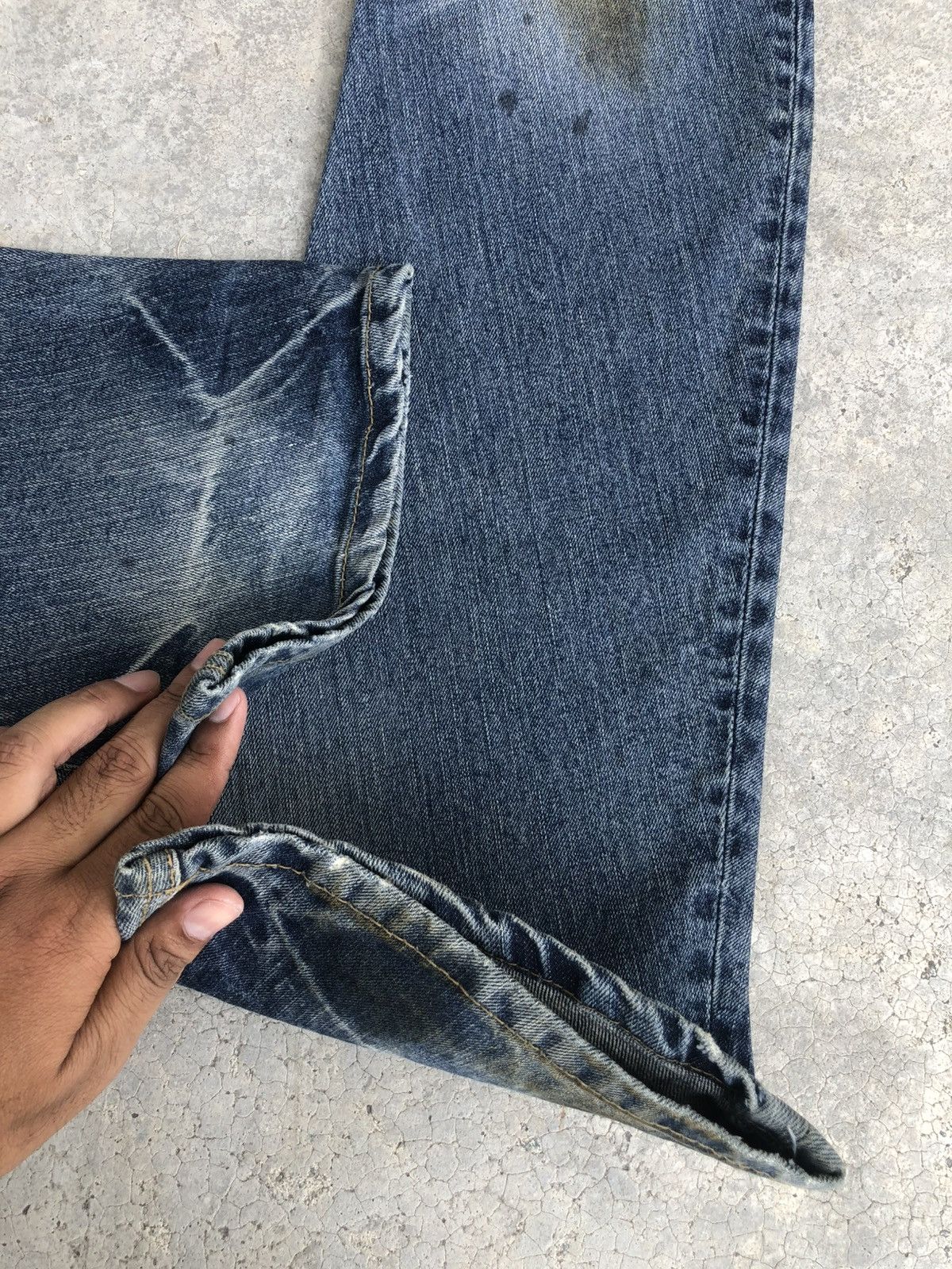 If Six Was Nine Of The Neige Flared Jeans Distressed Jeans J Cut Size US 31 - 15 Thumbnail