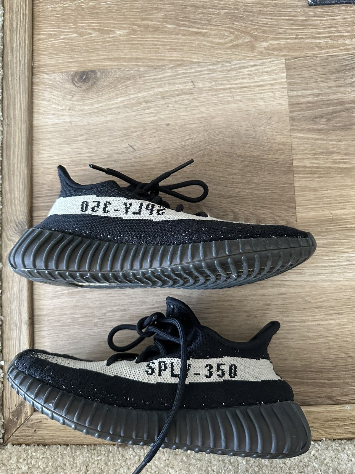 Adidas × Kanye West Yeezy Boost 350 Black White Size US 6 / EU 39 - 1 Thumbnail