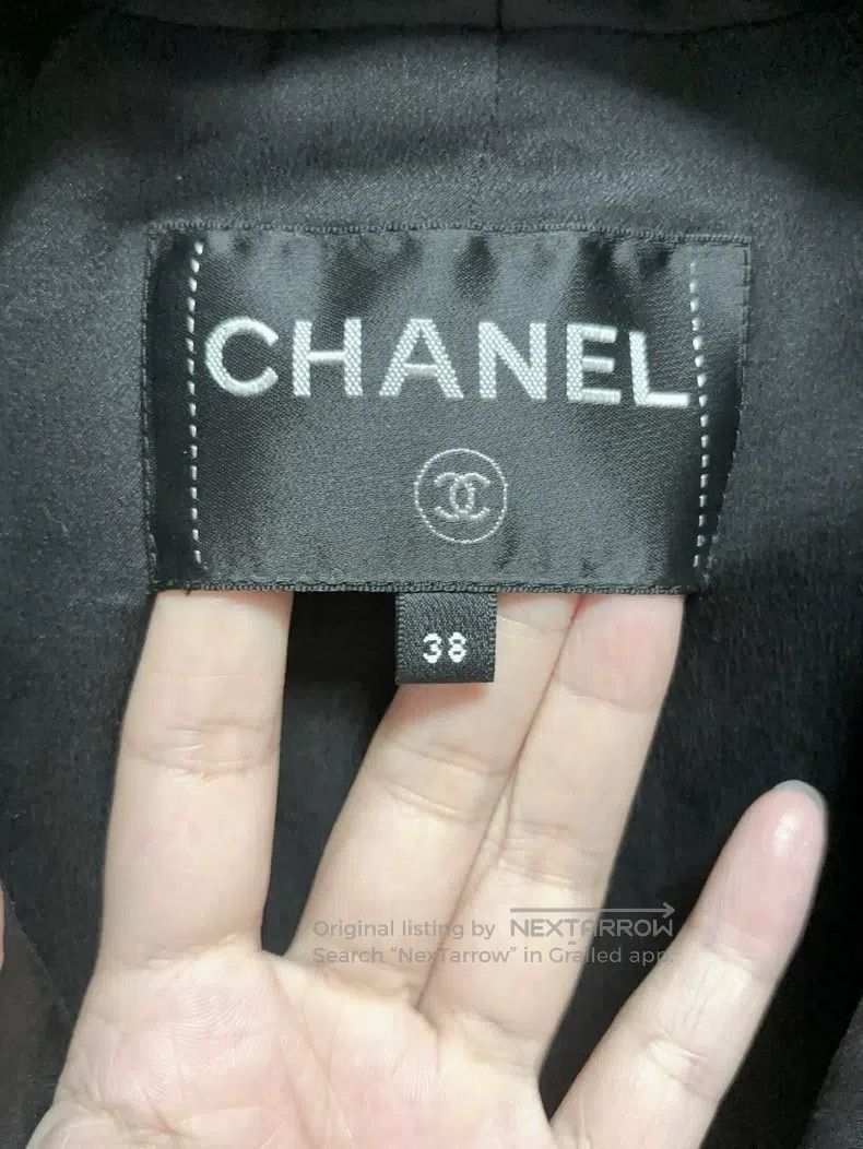Chanel Chanel 22p black and white lapel jacket Size XS / US 0-2 / IT 36-38 - 2 Thumbnail