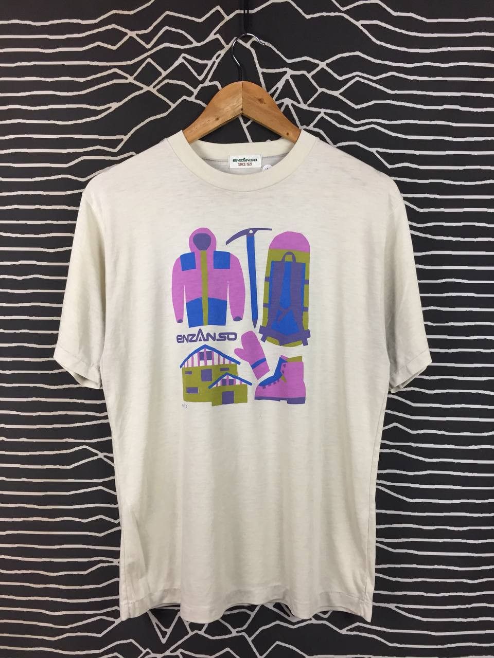 Vintage Vtg Enzanso Japan Mountain Hut Retro Hiker Souvenir Tee Size US M / EU 48-50 / 2 - 1 Thumbnail