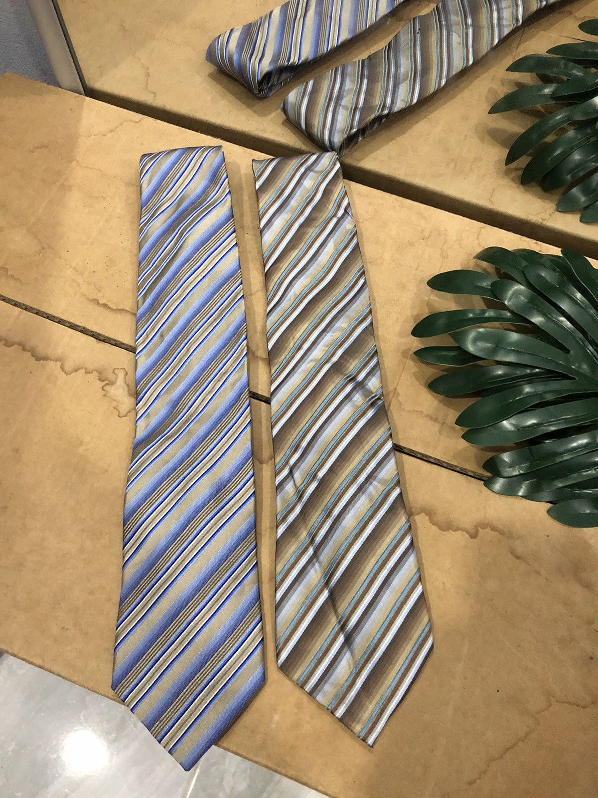 Designer × Van Heusen Geoffrey beene x Van heusen silk neck tie Size ONE SIZE - 1 Thumbnail