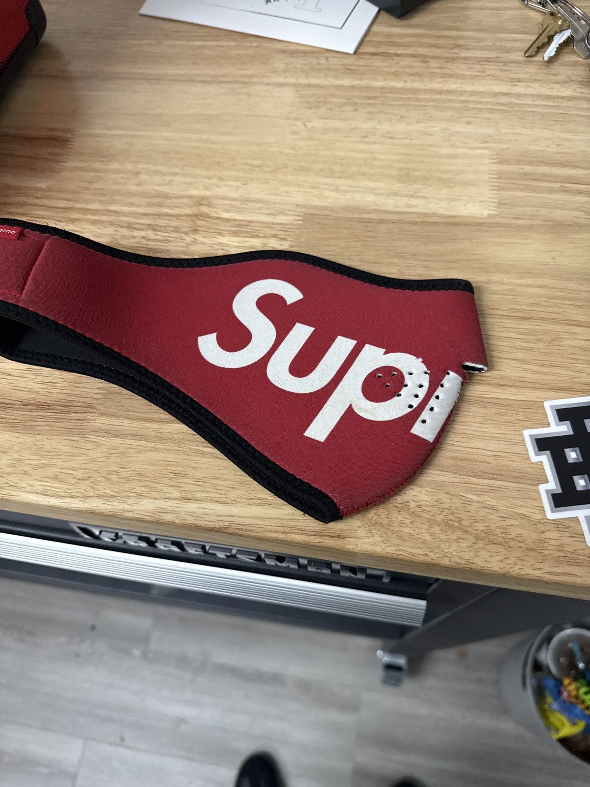 Supreme Supreme Windstopper Facemask Red Size ONE SIZE - 1 Thumbnail