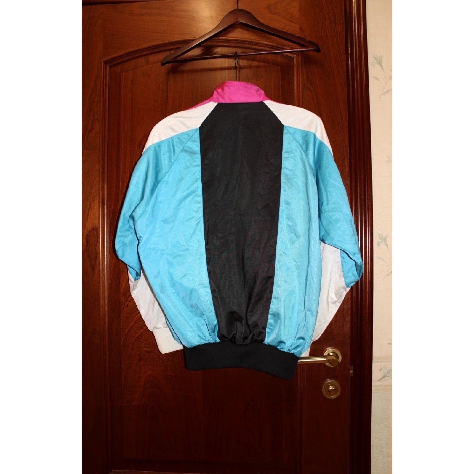 Adidas VINTAGE Adidas Sport 1990s White/Green/Violet Track Jacket - 38-40 Unisex Adults Regular Size Long Sleeve Zip Jacket Mens Women’s Boys Girls Size US XXS / EU 40 - 7 Thumbnail