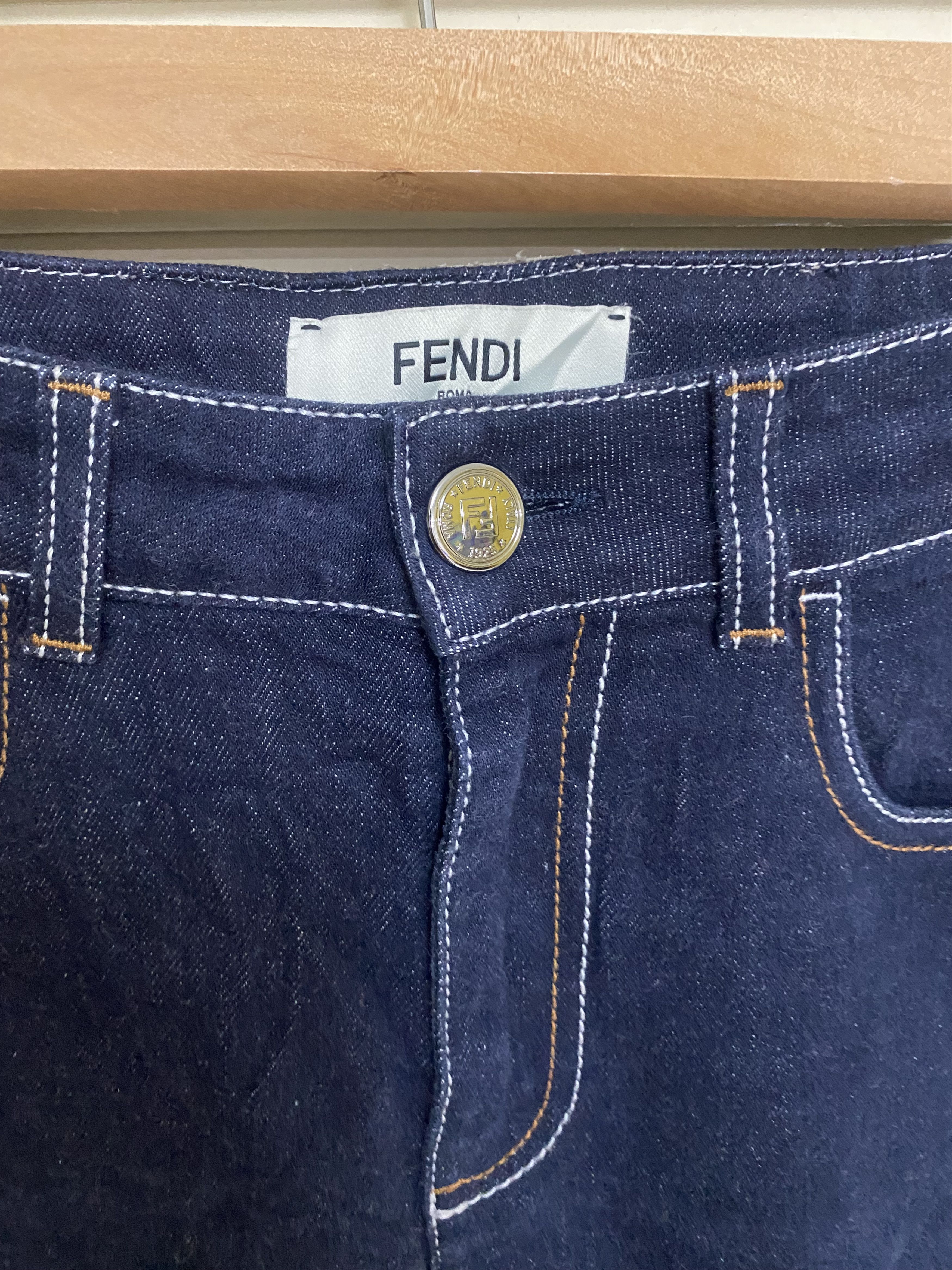 Fendi Baggy Fendi Wide Leg Jeans Size 26" / US 2 / IT 38 - 3 Thumbnail