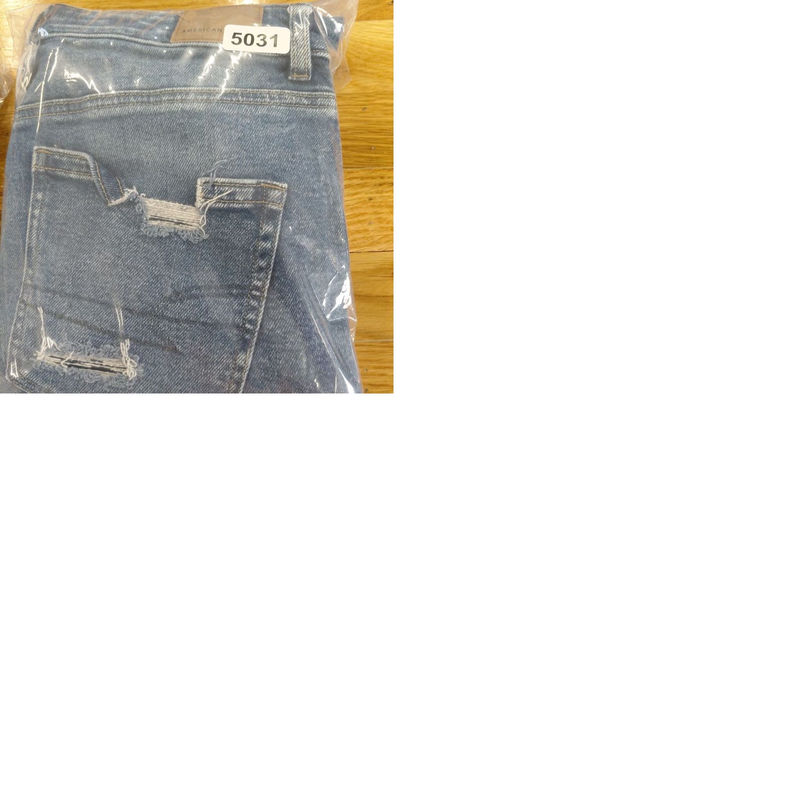 American Eagle Outfitters American Eagle Jeans Women’s Size 4 XLong Blue Distressed Denim Stretch Nice Size 27" / US 4 / IT 40 - 11 Thumbnail