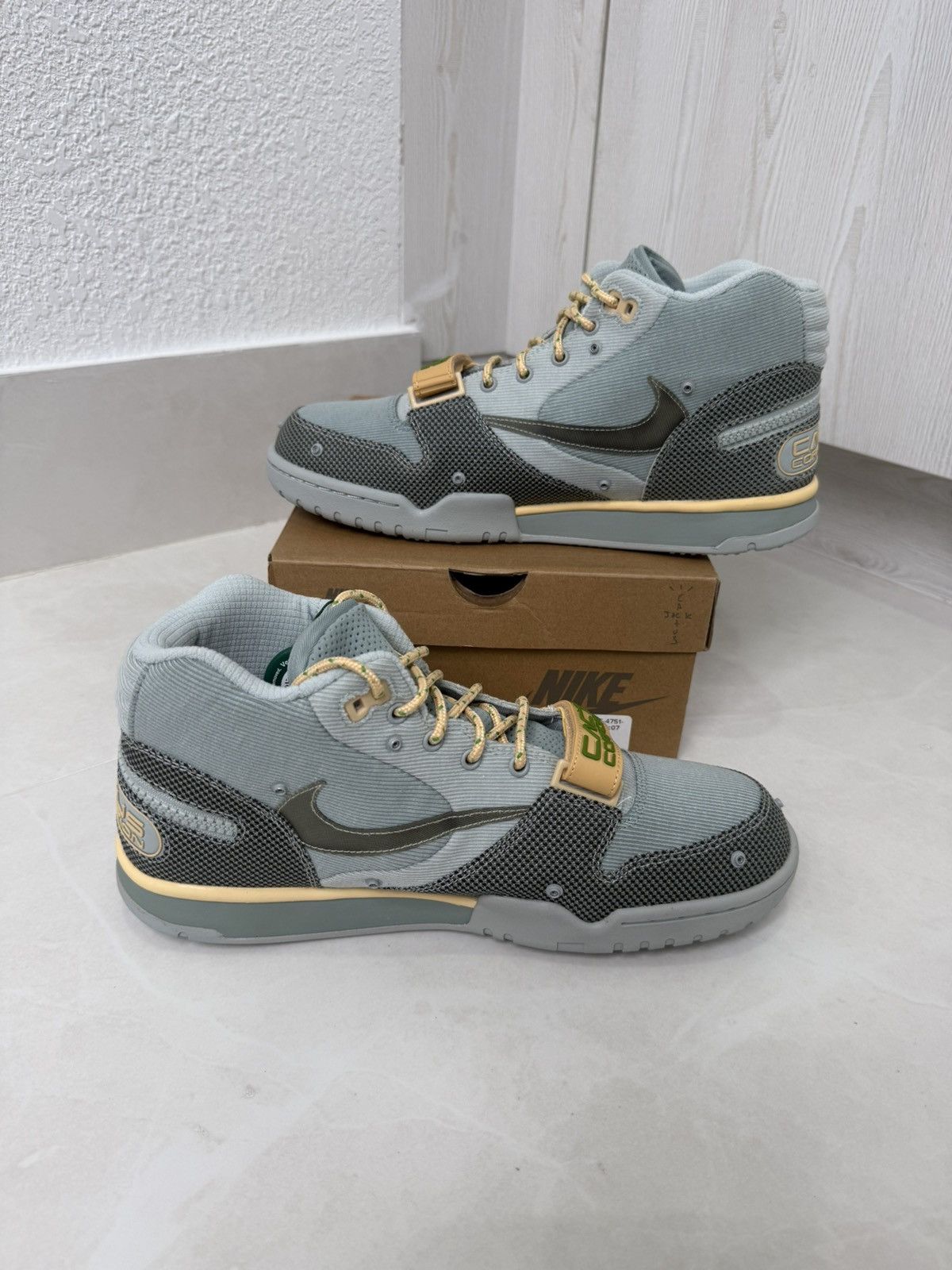 Nike × Travis Scott Nike Air Trainer 1 SP Travis Scott Grey Haze Size: US M 11 Size US 11 / EU 44 - 6 Thumbnail