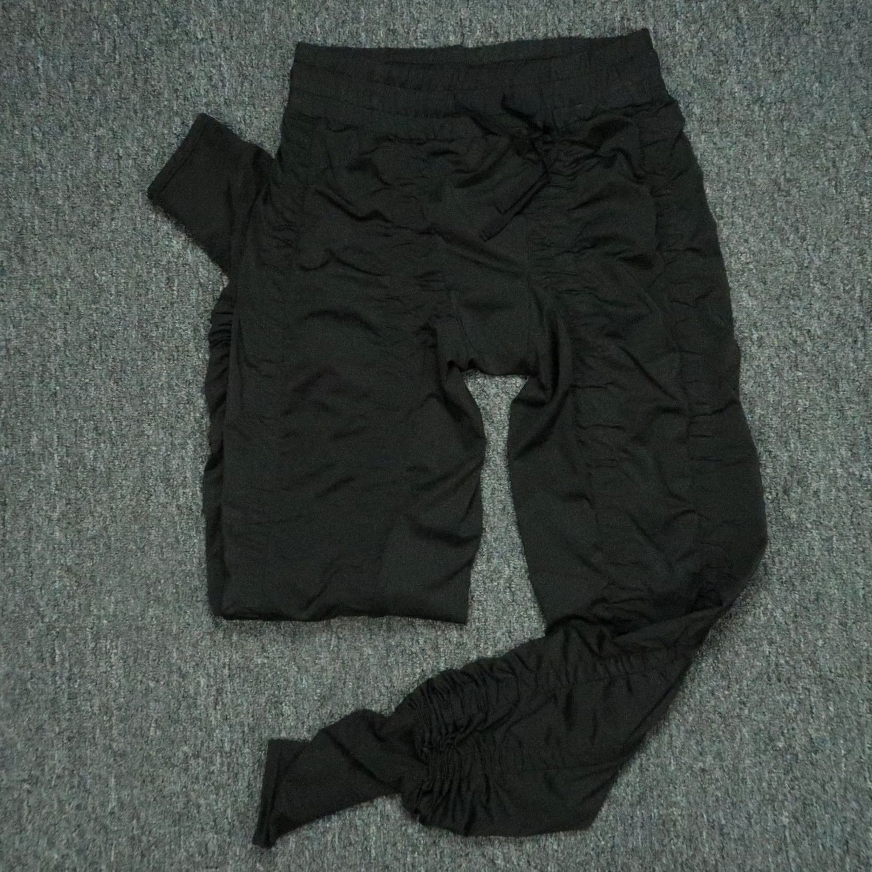 Vintage VINTAGE Agogie Pants Womens 2XL Black Athletic Track Pants Womens Size 2XL Black Elastic Waist Stretch Size 40" / US 18 - 2 Thumbnail