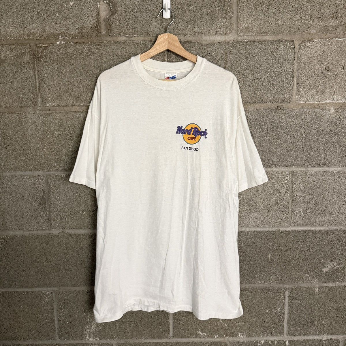 Hanes VTG Hanes Hard Rock Cafe San Diego Surf White Tee Mens XL Size US XL / EU 56 / 4 - 2 Thumbnail