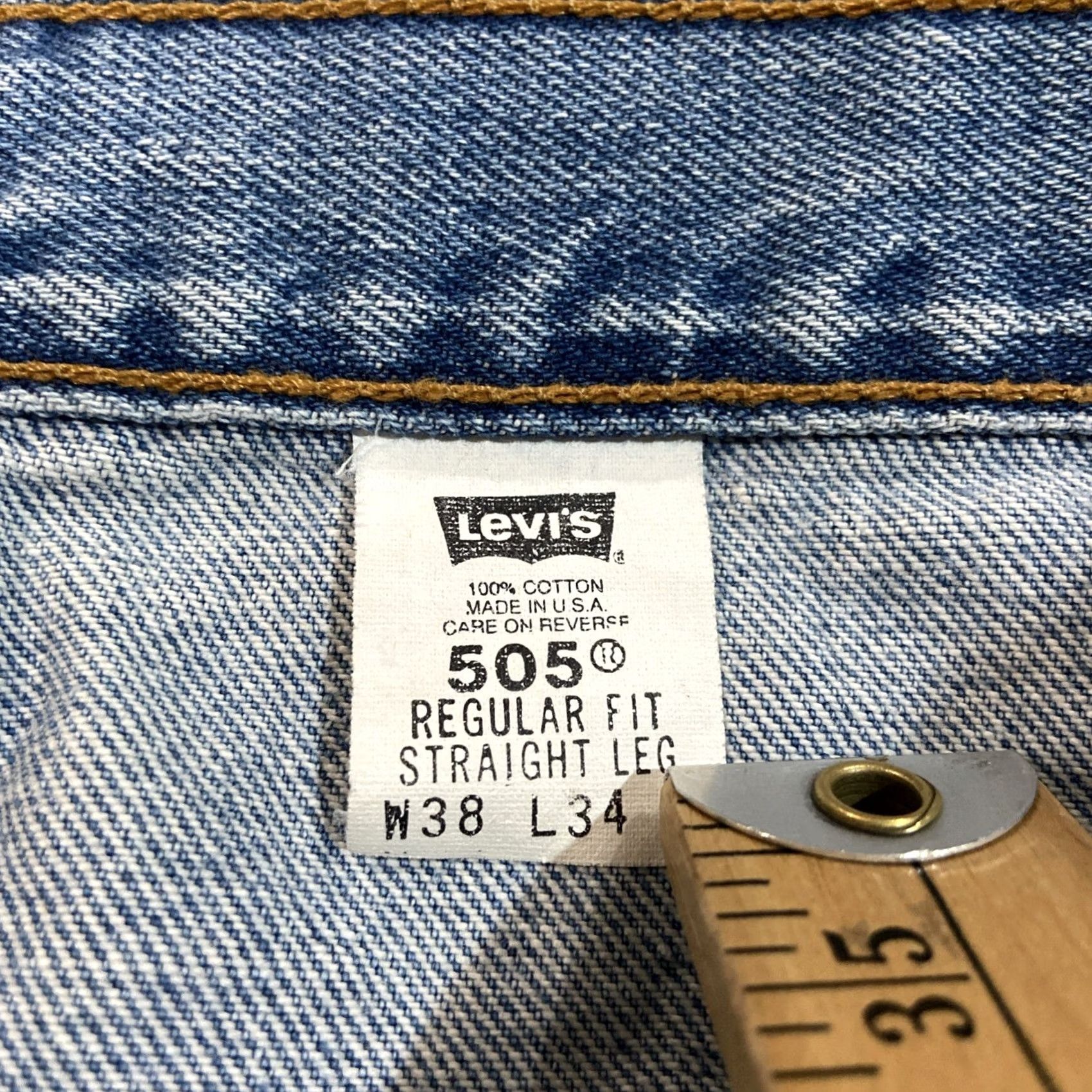 Levi's VINTAGE Levi's 505 Jeans Mens 38x34 Blue 100% Cotton Denim Regular Fit Straight 5-Pocket USA Made In USA Jeans Mens Blue 34x34? Size US 38 / EU 54 - 2 Thumbnail