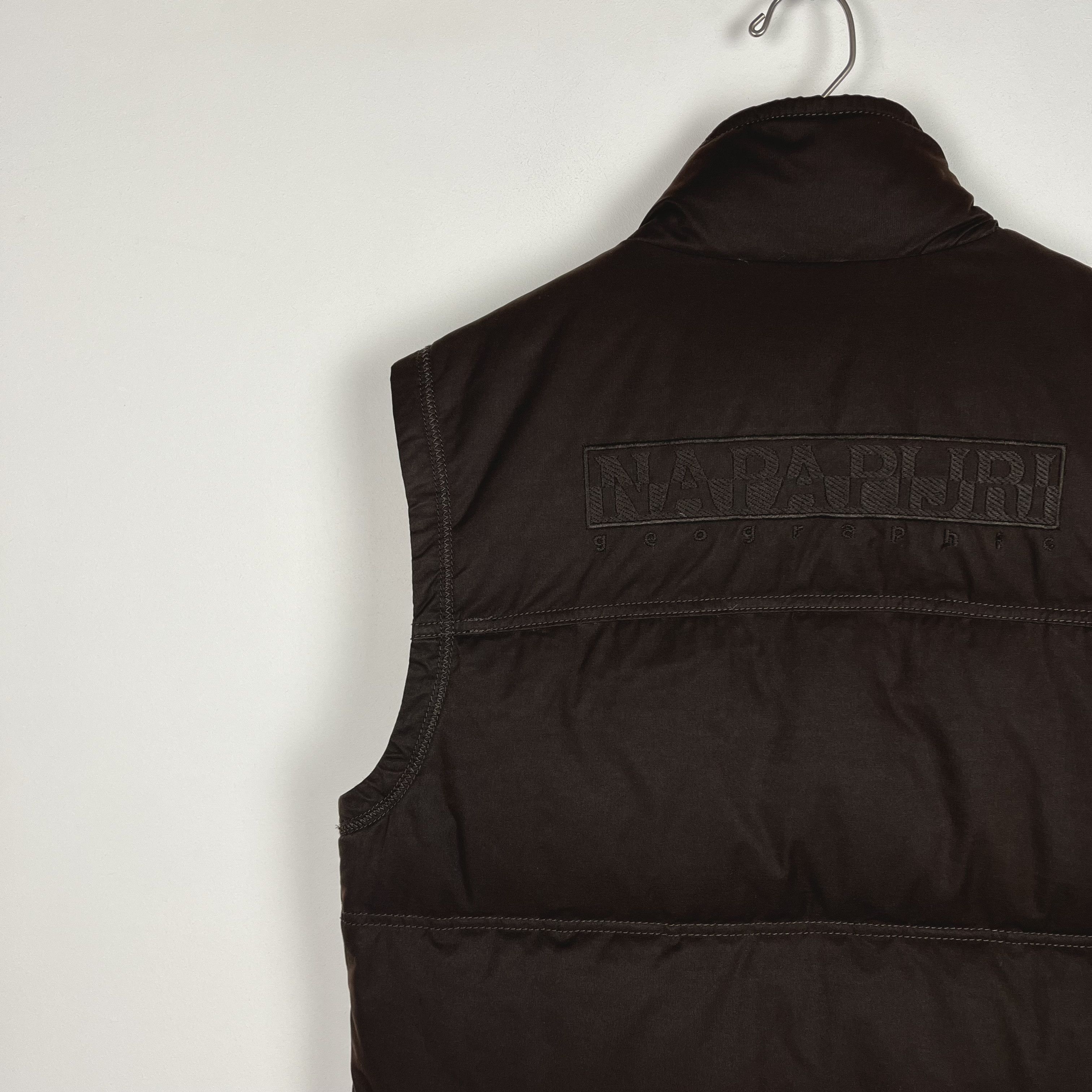 Napapijri Vintage Napapijri Brown Full Zip Down Gilet Jacket Size US M / EU 48-50 / 2 - 18 Thumbnail
