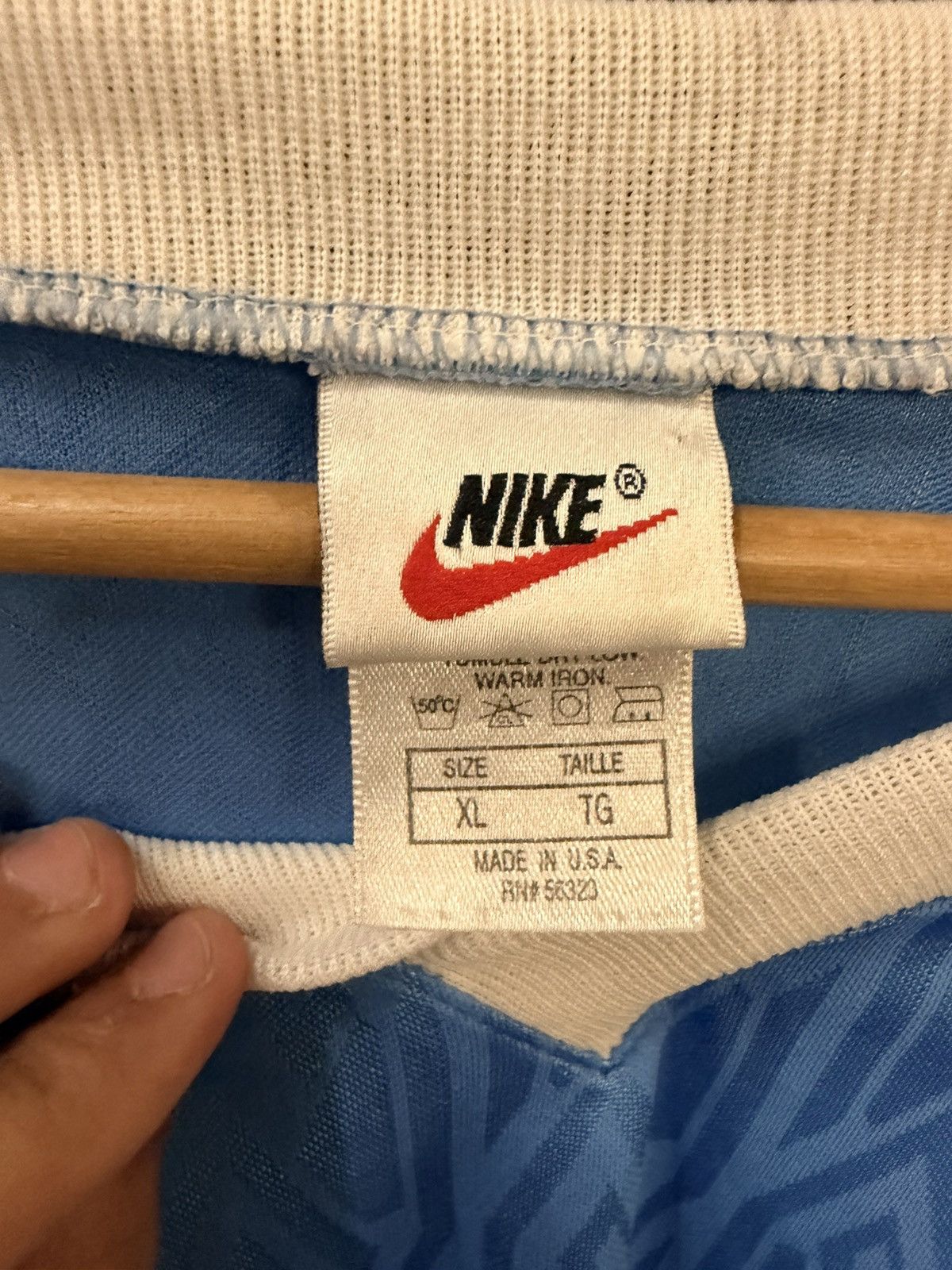 Nike Nike V neck Sports Jersey Size US XL / EU 56 / 4 - 3 Thumbnail