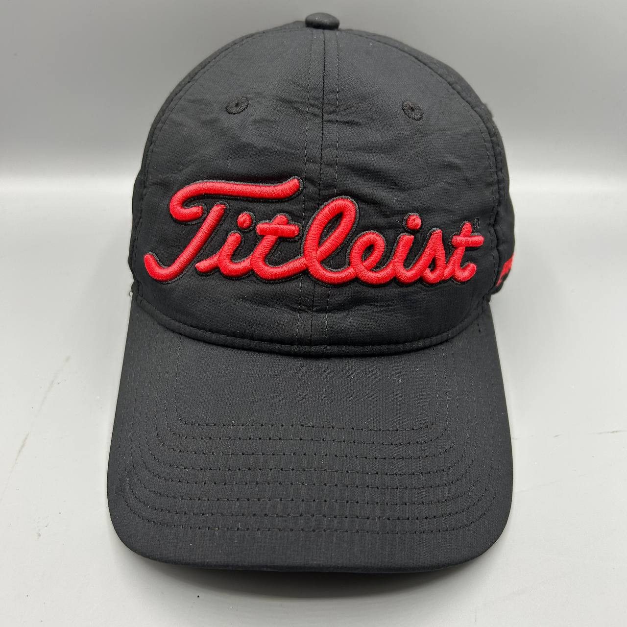 Titleist Titleist Golf Hat Men Footjoy Pro V1 Strap Back Cap Size ONE SIZE - 1 Thumbnail