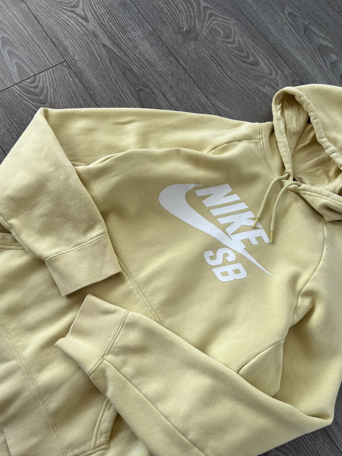 Nike SB Nike SB Professional Skate Style Big Logo Lemon Hoodie Size US M / EU 48-50 / 2 - 11 Thumbnail