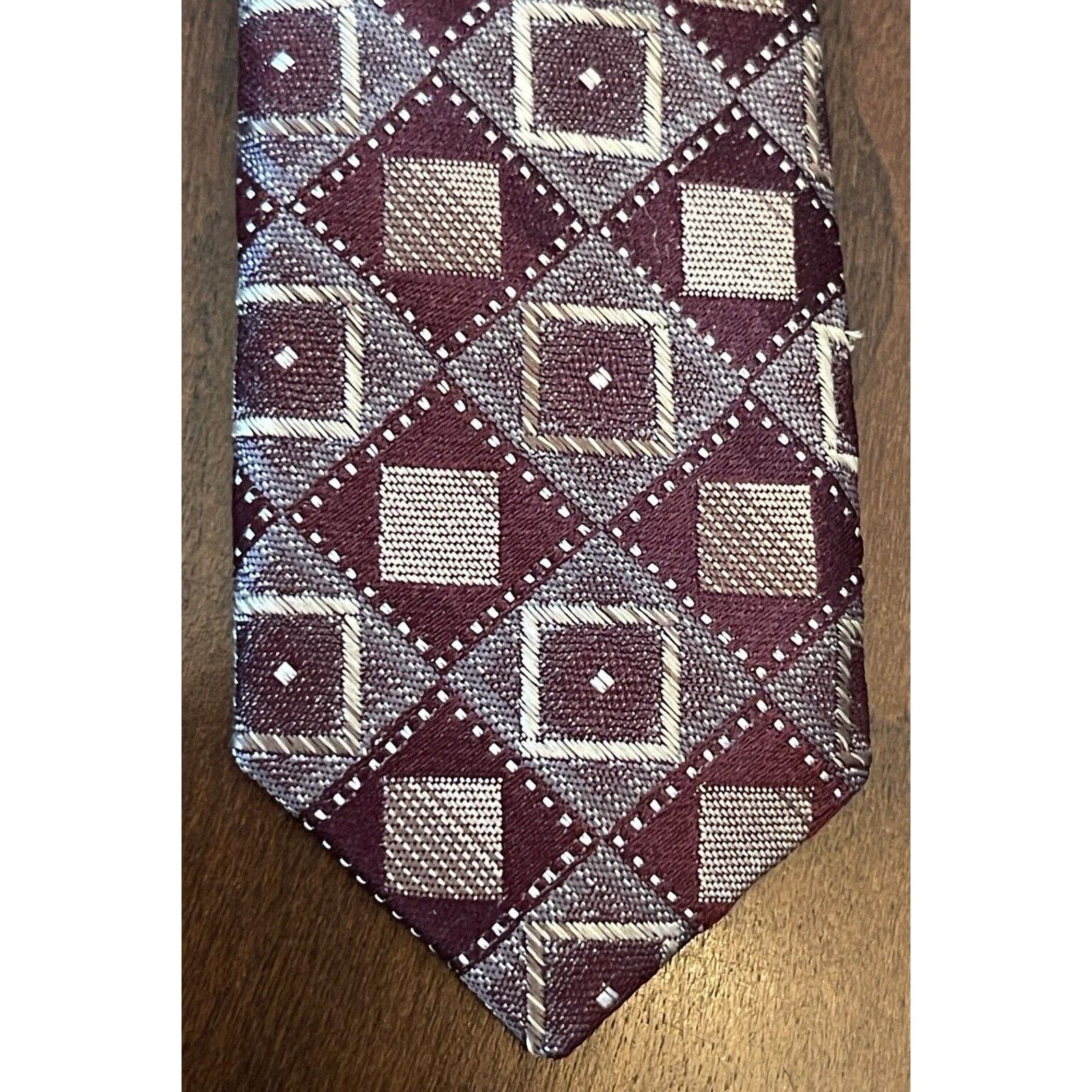 Joseph & Feiss Joseph & Feiss International Burgundy Hand Made Silk China Size ONE SIZE - 6 Thumbnail