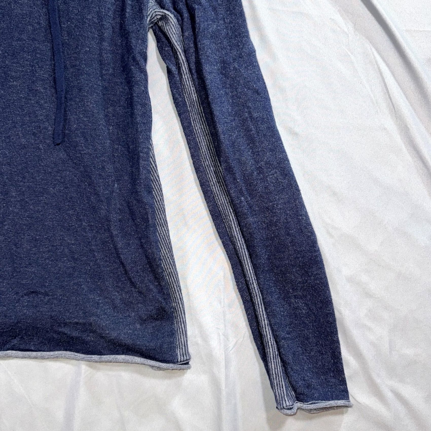 Vince Vince Hoodie Sweatshirt Mens XL Blue Knit Henley Pullover Lightweight Casual Size US XL / EU 56 / 4 - 7 Thumbnail