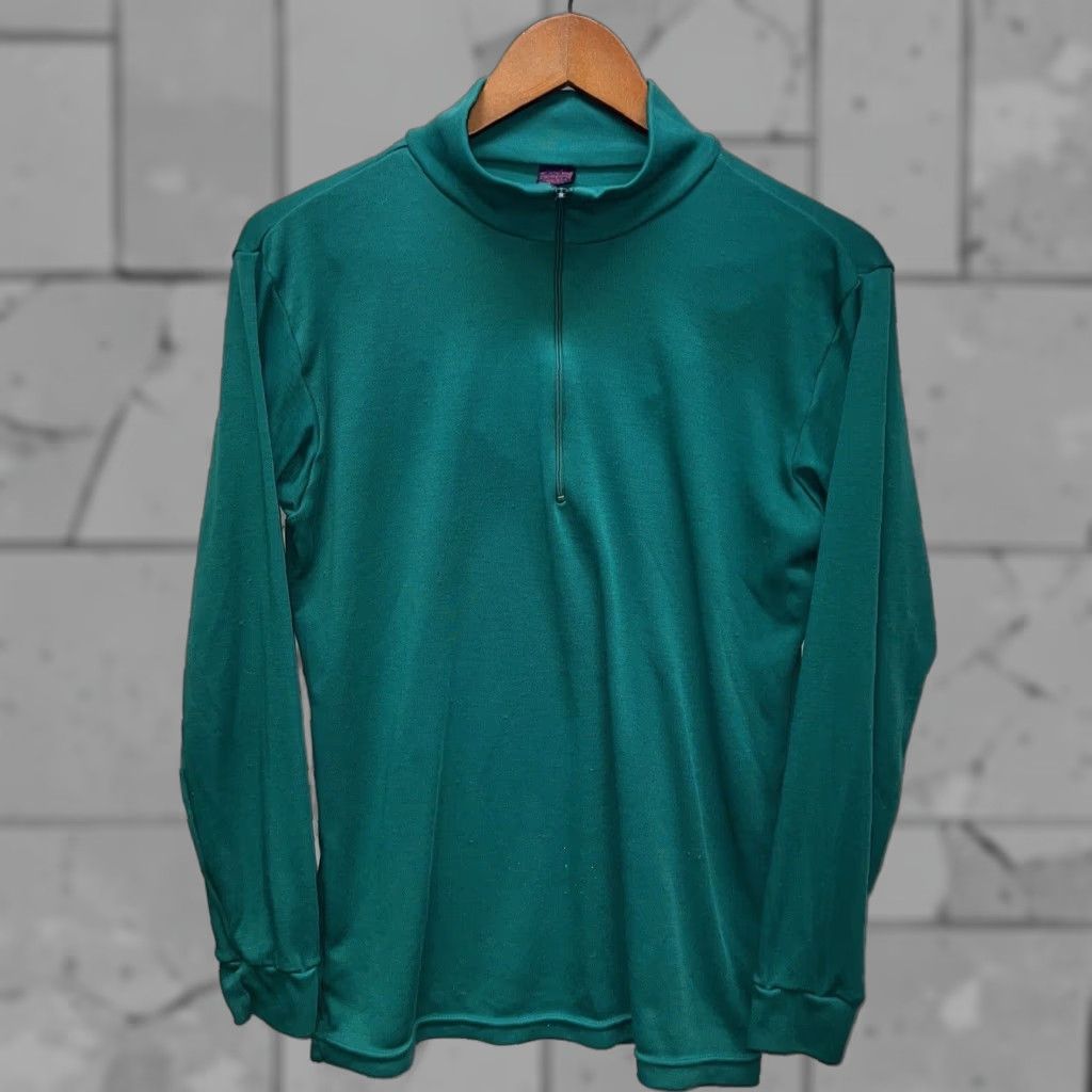 Patagonia VTG Patagonia Capilene Green Half Zip Pull Over Womens Size M USA Size M / US 6-8 / IT 42-44 - 1 Thumbnail