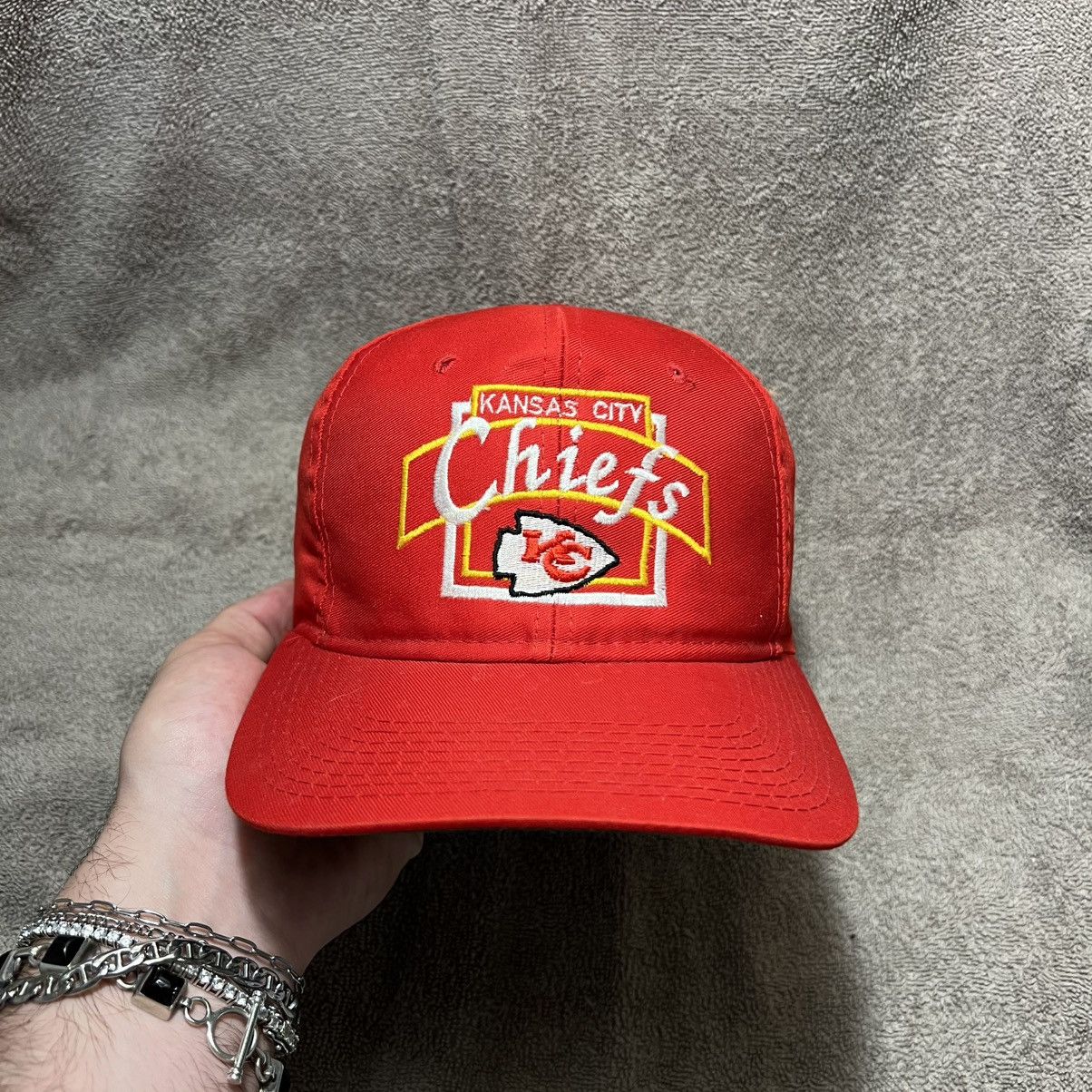 Drew Pearson × NFL × Vintage Vintage 90s Kansas City Chiefs SnapBack Hat Drew Pearson Size ONE SIZE - 2 Thumbnail