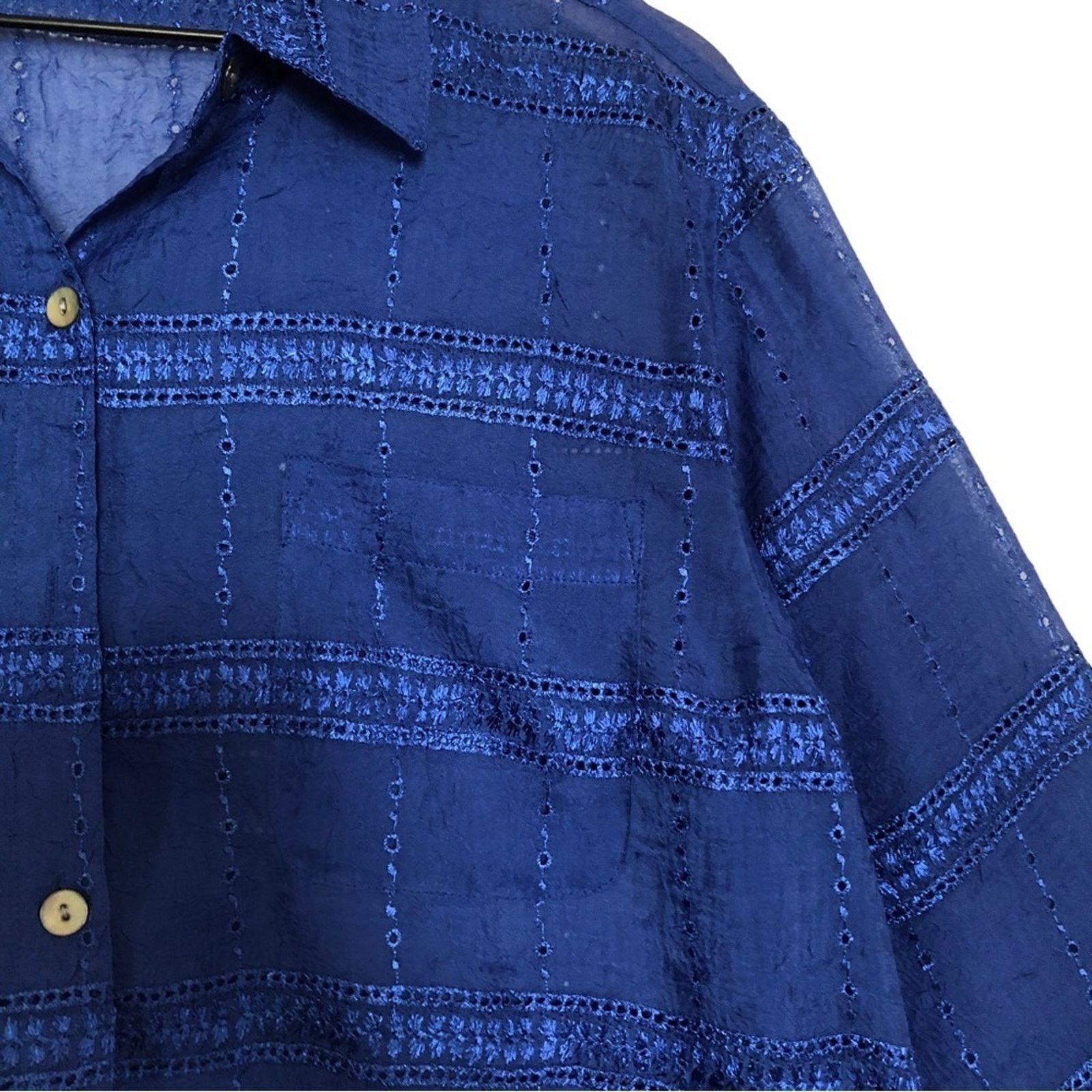 Chicos Chico's Design Royal Blue Embroider Collard Shirt Blouse Top Size M / US 6-8 / IT 42-44 - 6 Thumbnail