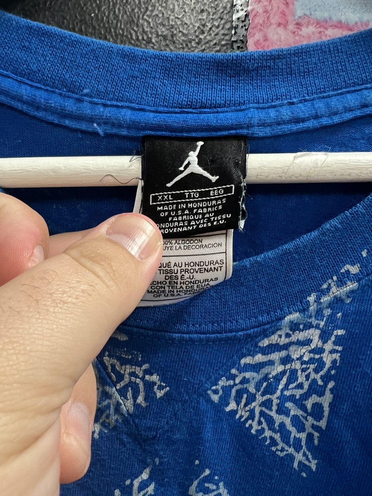 Jordan Brand × Vintage Vintage Jordan Y2K Pattern Shirt Size US XXL / EU 58 / 5 - 3 Thumbnail