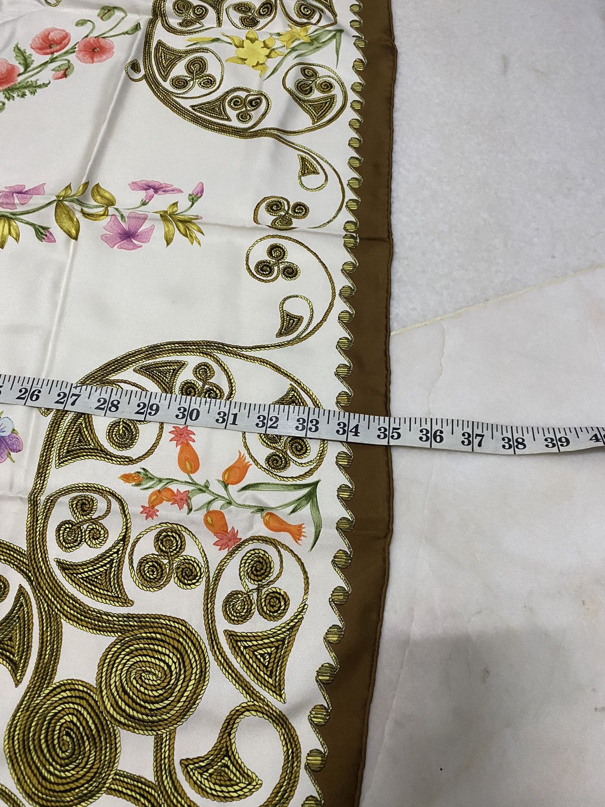 Hermes Vintage Hermes Silk Scarves Arabesques Size ONE SIZE - 16 Thumbnail
