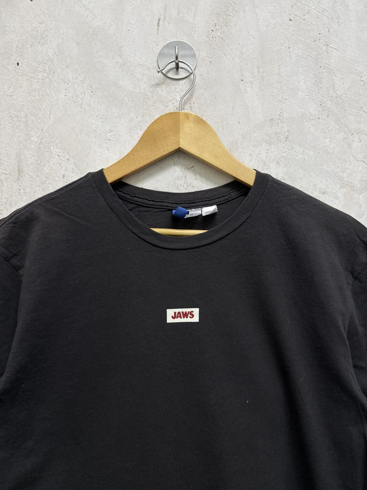 H&M Universal Studio Jaws Promo Movie T-Shirt Size US S / EU 44-46 / 1 - 4 Thumbnail
