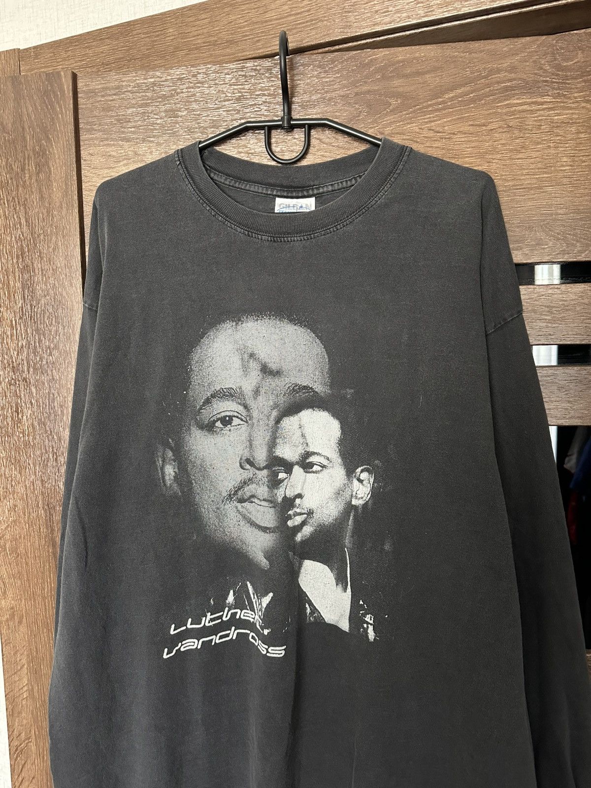 Band Tees Luther Vansross Vintage Band T-Shirt Tee Long Sleeve 90s Size US XL / EU 56 / 4 - 4 Thumbnail