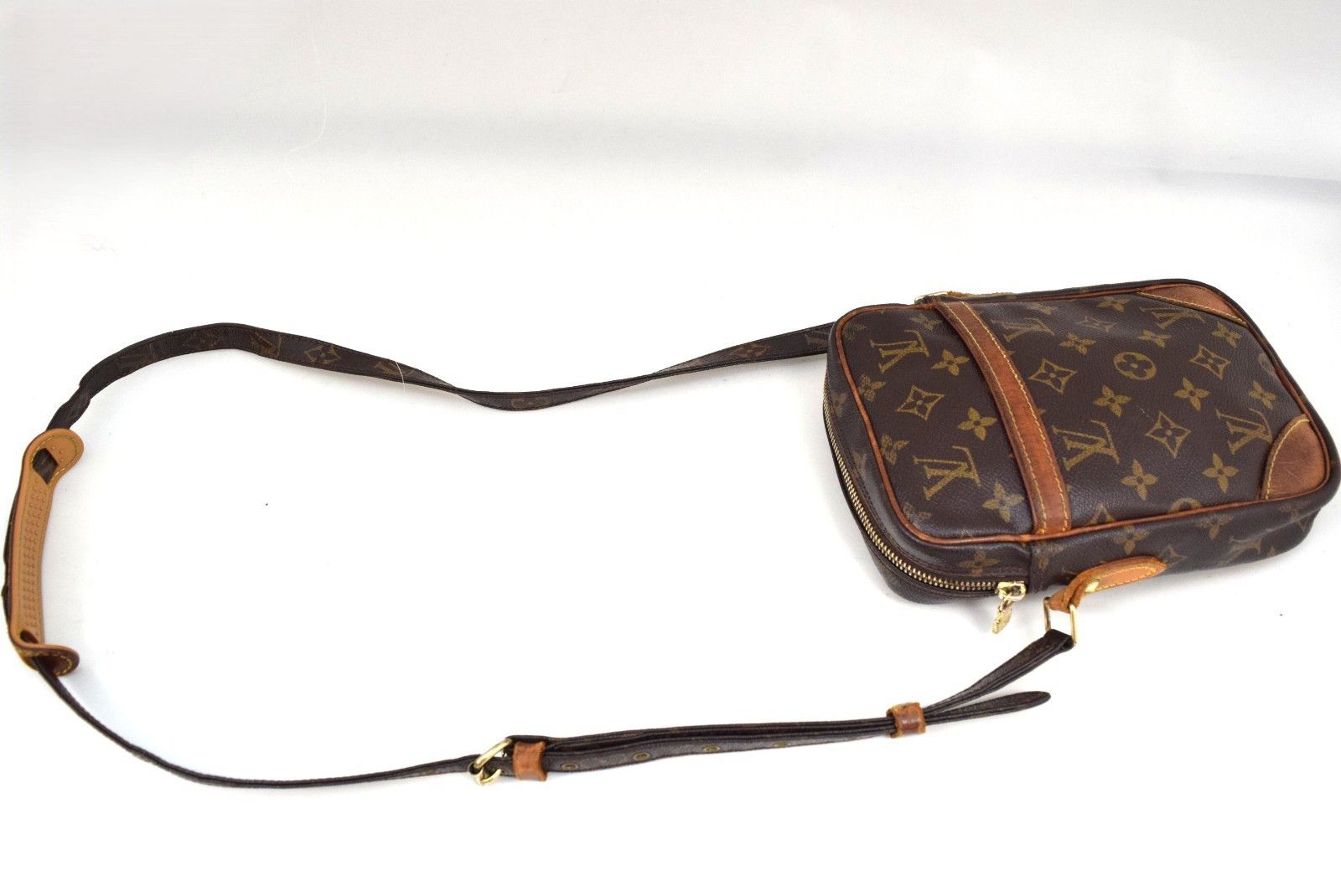 Louis Vuitton Louis Vuitton Danube Crossbody Bag Monogram M45266 Size ONE SIZE - 5 Thumbnail