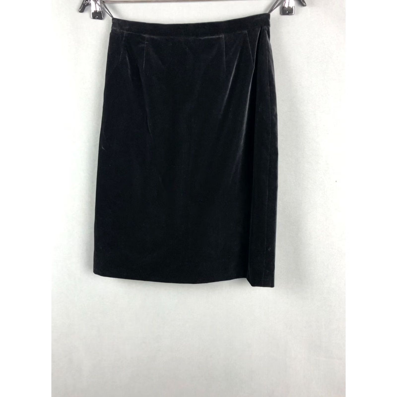 Karl Lagerfeld Karl Lagerfeld Skirt Women Size 36 Velvet Cotton Mini Black Size 25" / US 0 / IT 36 - 2 Thumbnail