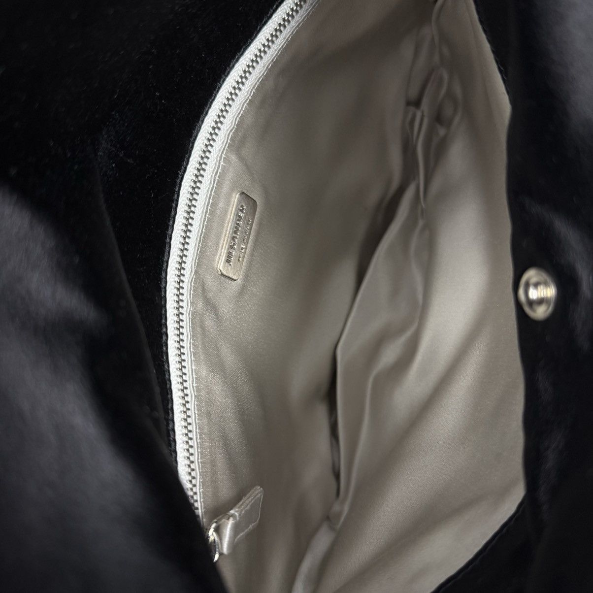 Jil Sander Rare Jil Sander Black Satin Hand Bag Clutch Shoulder Bag Size ONE SIZE - 11 Thumbnail