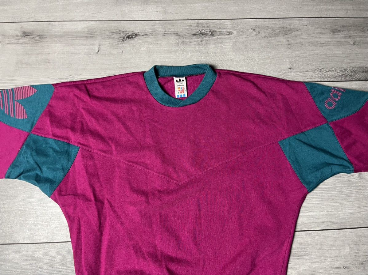 Adidas Vintage Adidas Raspberry Sweatshirt size Medium Size US M / EU 48-50 / 2 - 3 Thumbnail