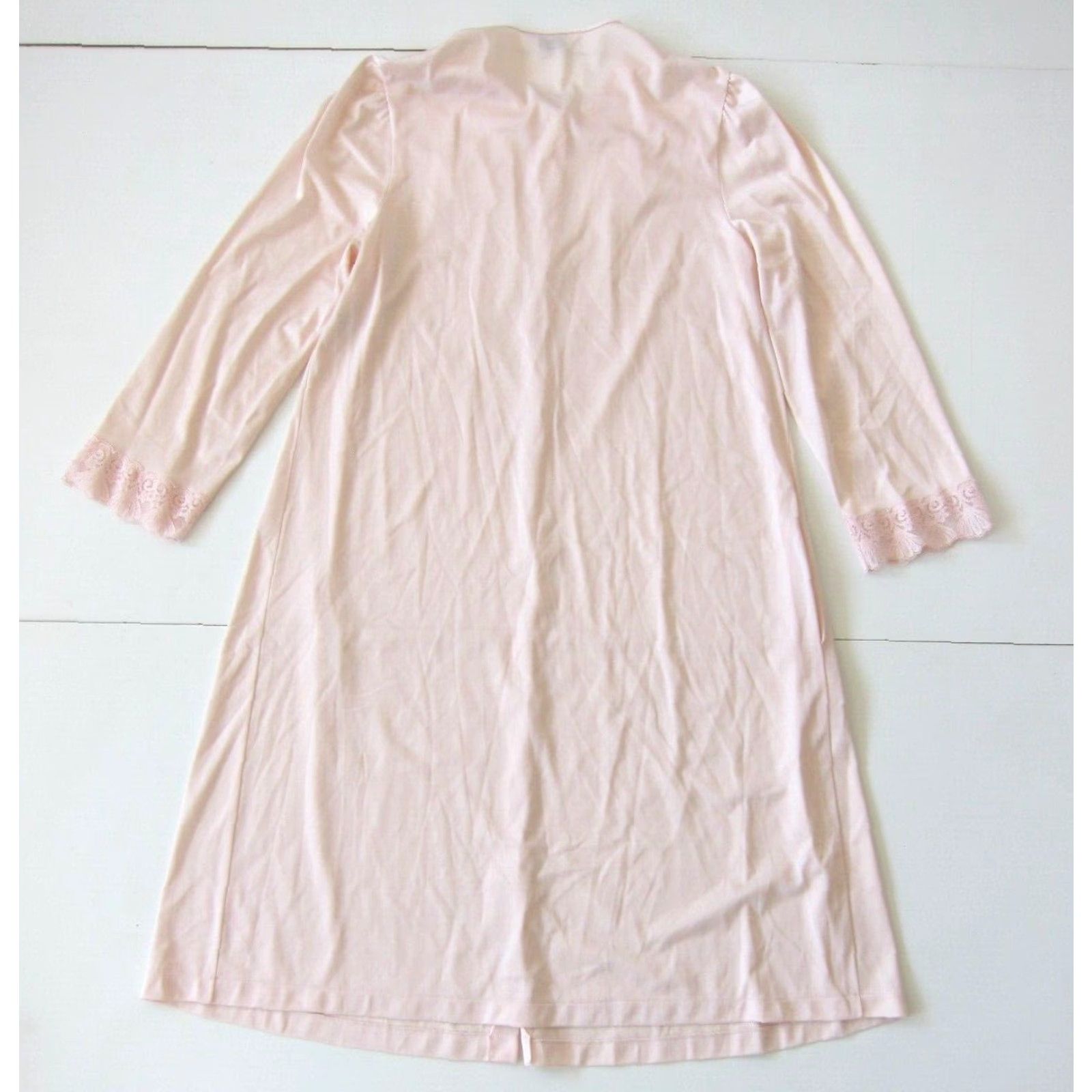 Vintage VINTAGE Vanity Fair Gown Womens Small Soft Pink Nylon Lace Button Down Long Sleeve Nightgown Size S / US 4 / IT 40 - 2 Thumbnail