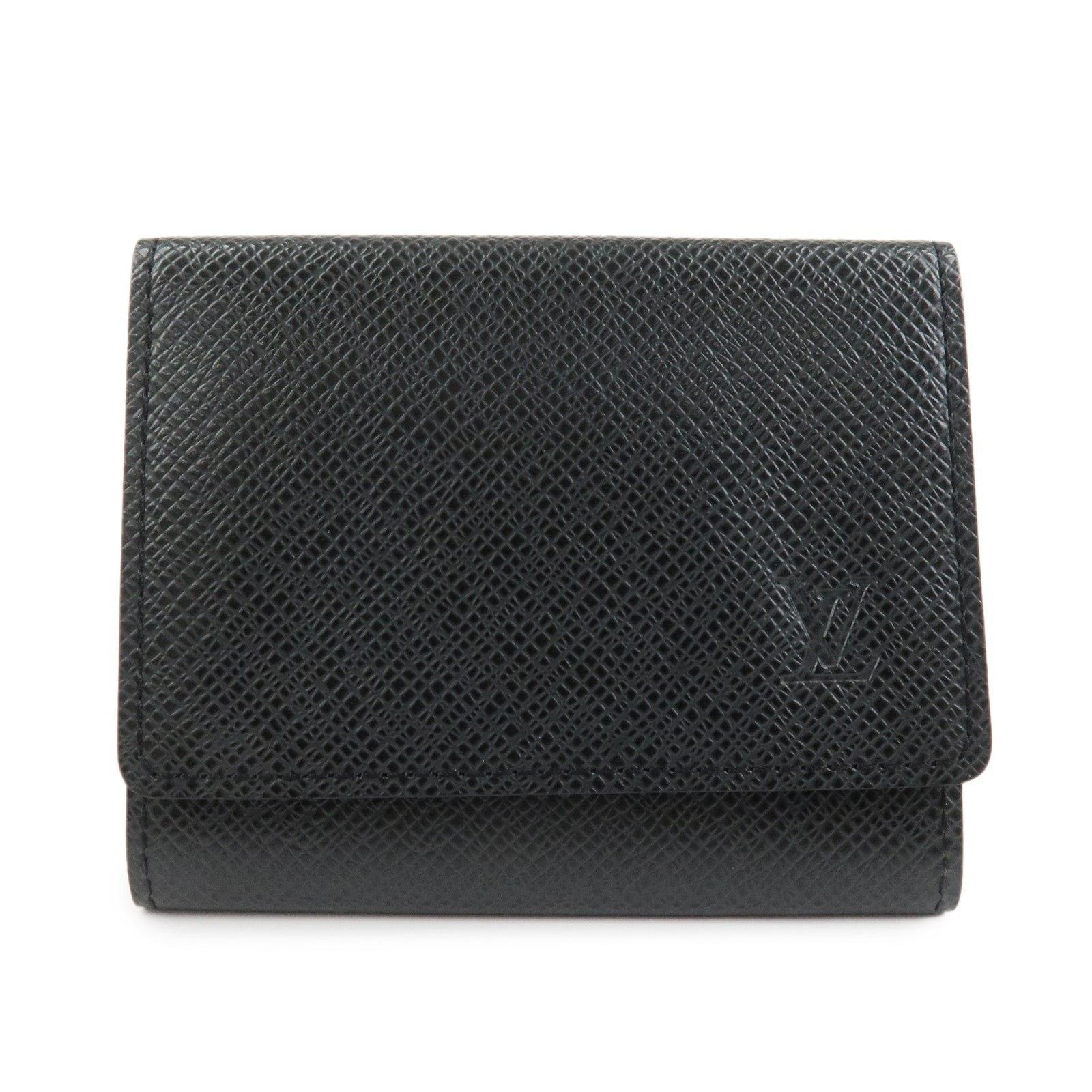 Louis Vuitton Louis Vuitton Taiga Enveloppe Cartes de Visite Card Holder Size ONE SIZE - 1 Thumbnail