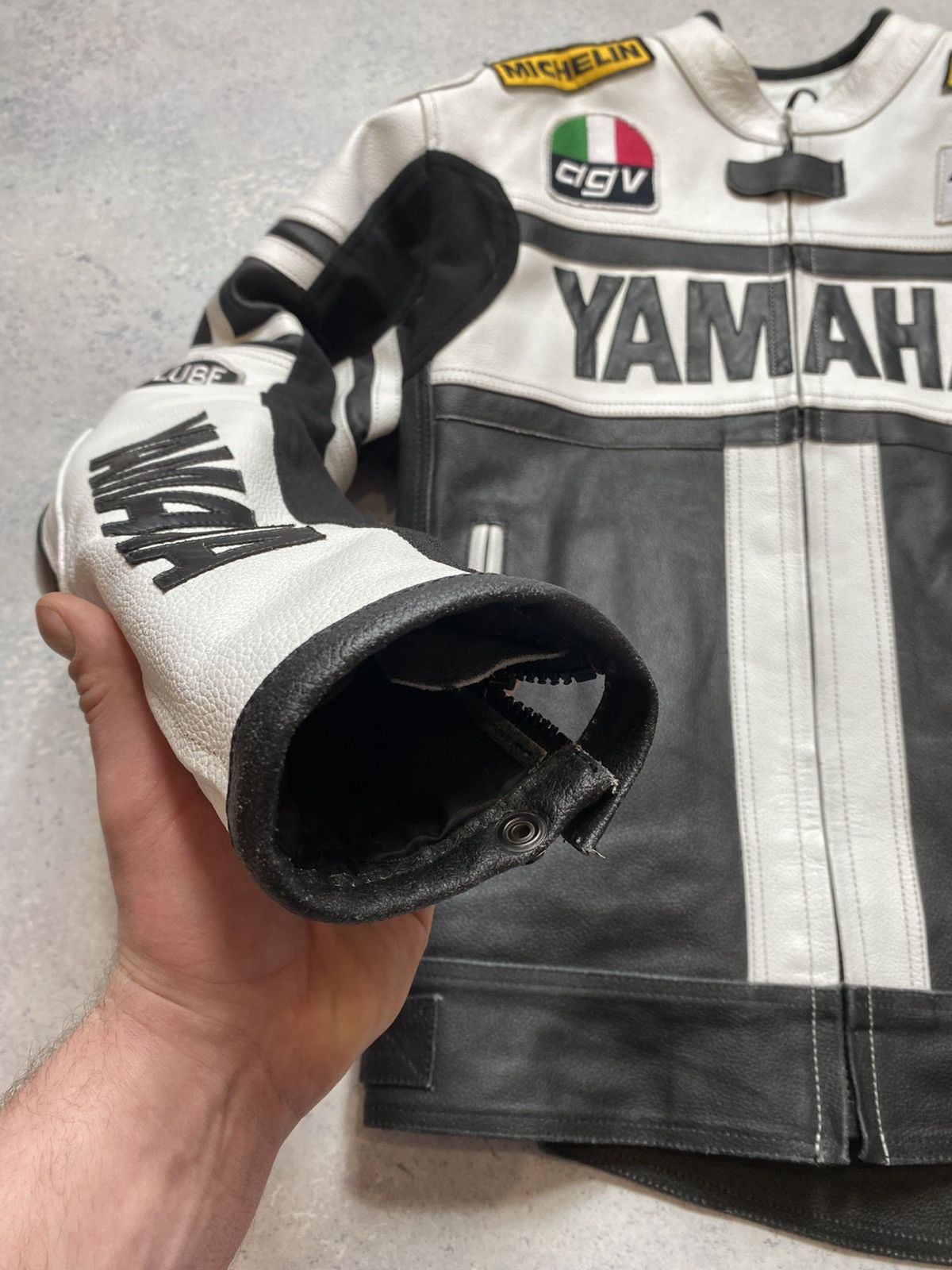 Yamaha Michelin/Dunlop/ Yamaha Leather Moto Racing Jacket #46 Size US XL / EU 56 / 4 - 9 Thumbnail