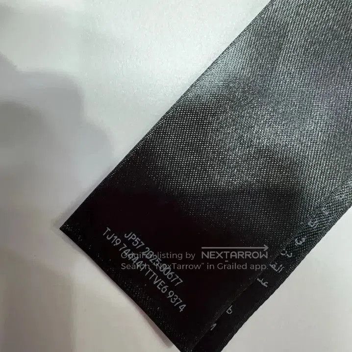 Balenciaga Balenciaga Men's Distressed Pocket Hoodie. Size US M / EU 48-50 / 2 - 5 Thumbnail