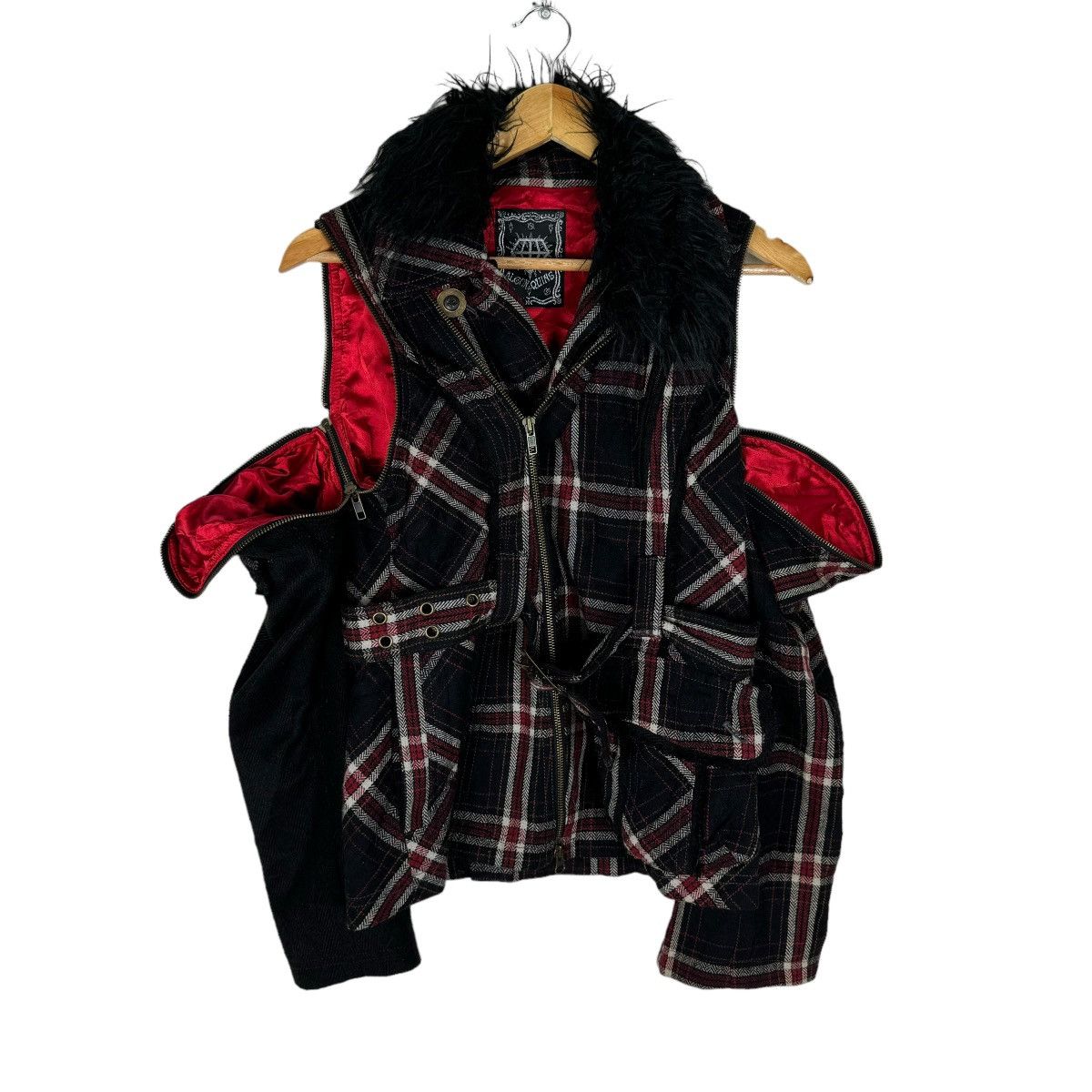Beauty Beast ☀️ALGONQUINS FUR TARTAN DETACHABLE SLLEVE JACKET Size M / US 6-8 / IT 42-44 - 1 Thumbnail