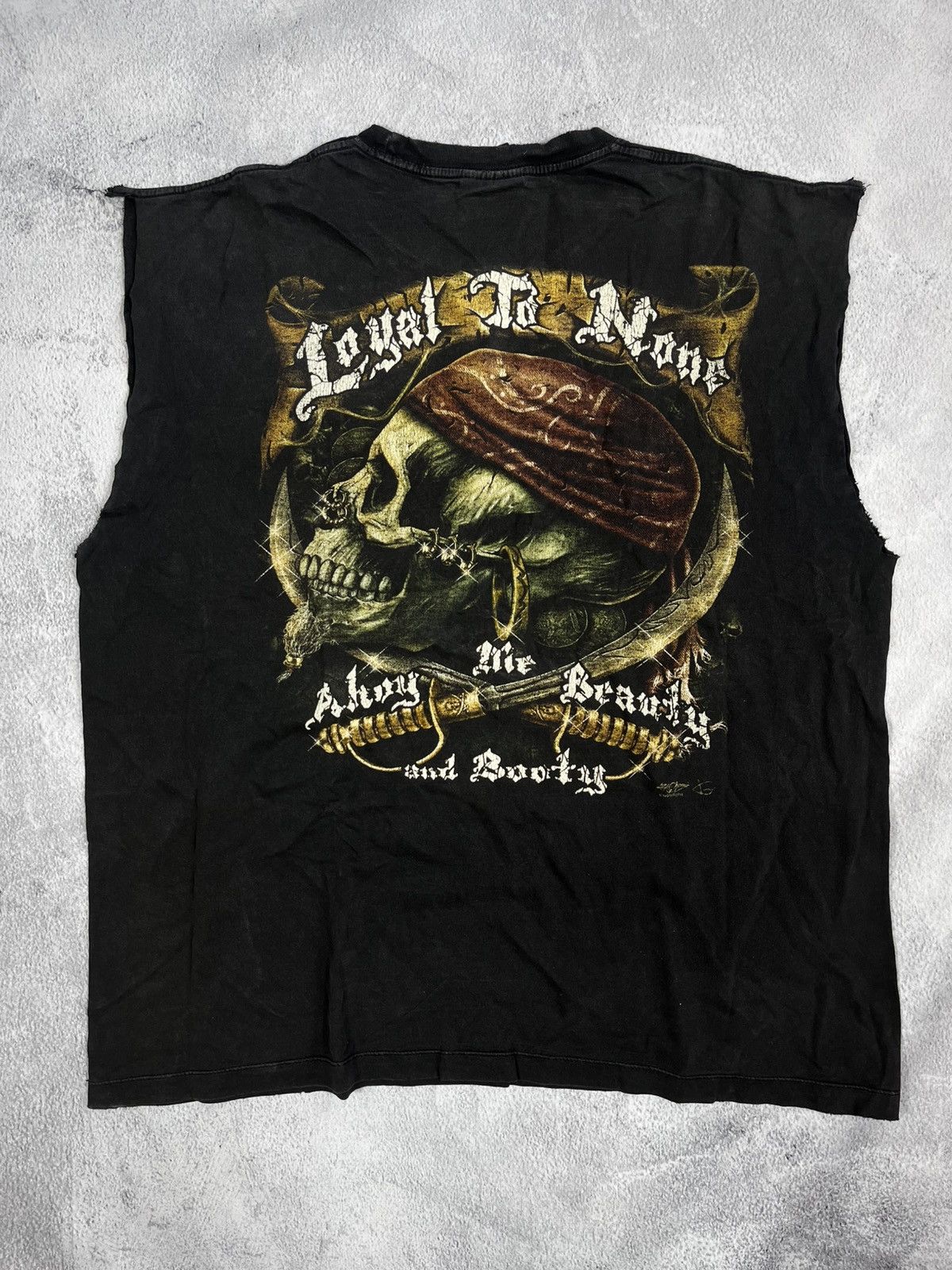 Band Tees Vintage 90s Loyal to None pirates big logo tank top size XXL Size US XXL / EU 58 / 5 - 8 Thumbnail