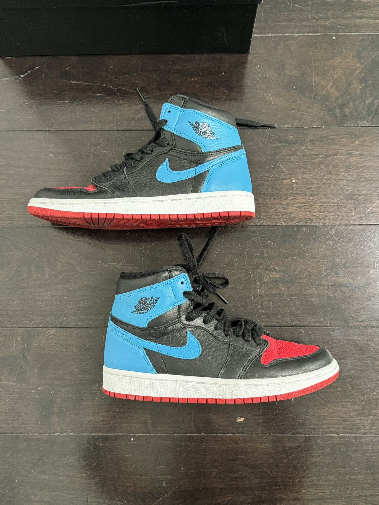 Nike Air Jordan 1 Retro High OG “UNC to Chicago” sneakers Size US 8 / IT 38 - 5 Thumbnail
