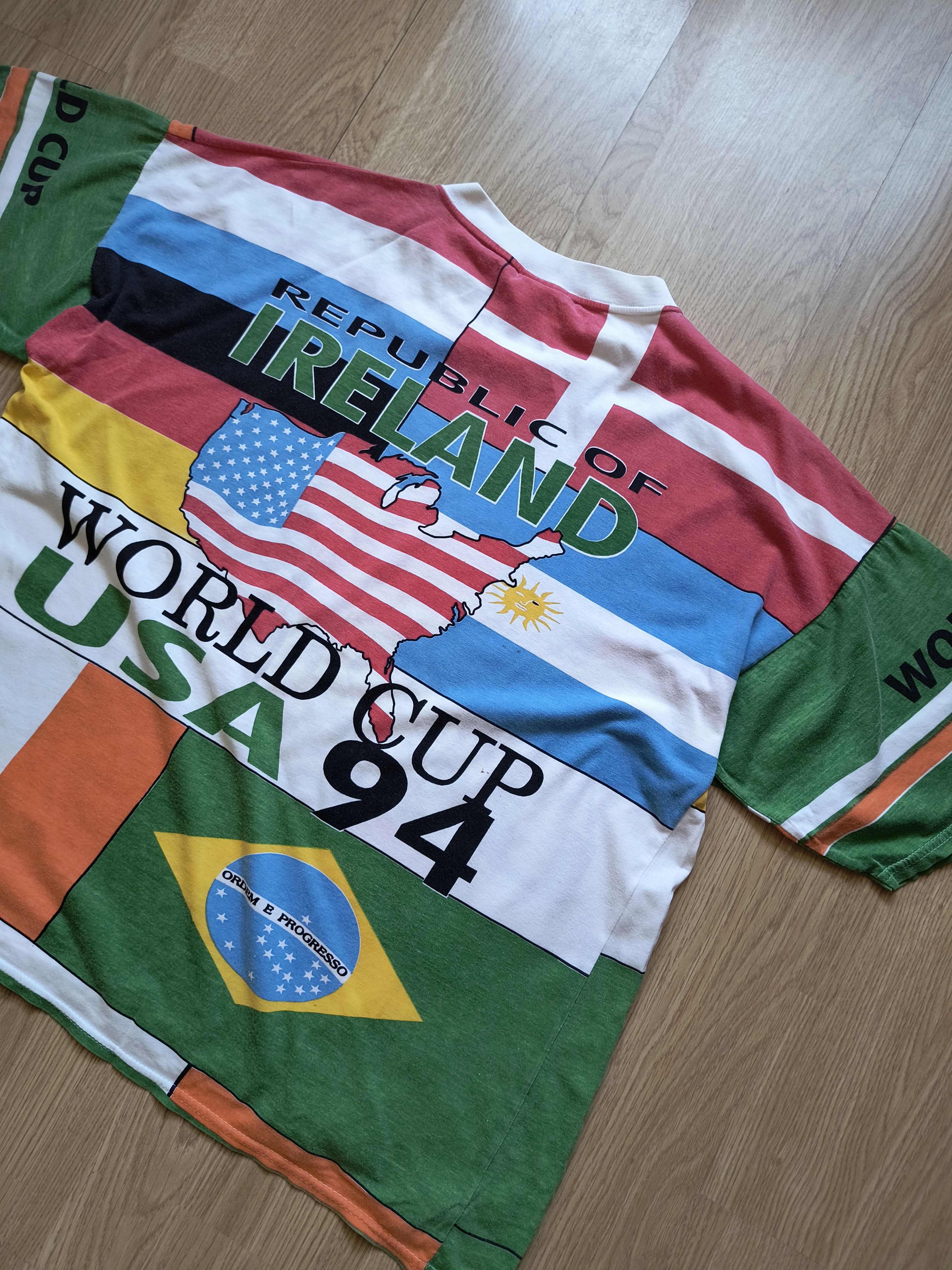 Vintage Vintage Ireland football soccer world cup 94 USA t-shirt Size US L / EU 52-54 / 3 - 10 Thumbnail